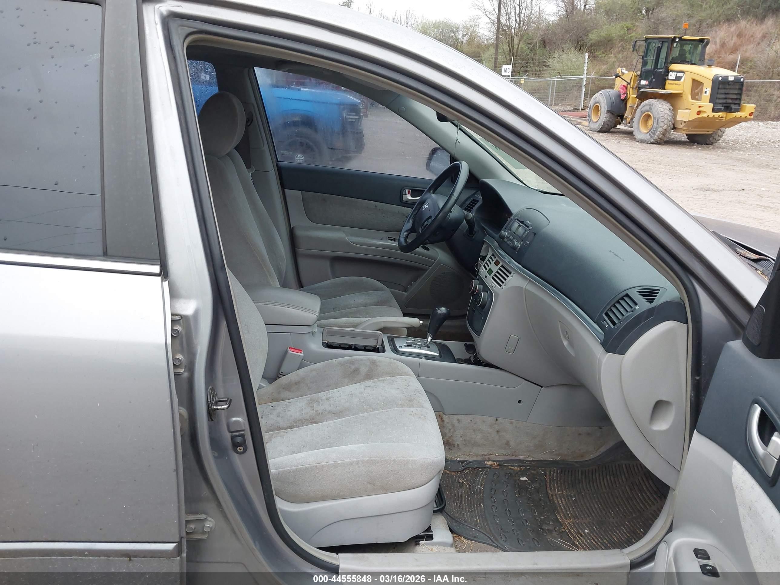 HYUNDAI SONATA image 5