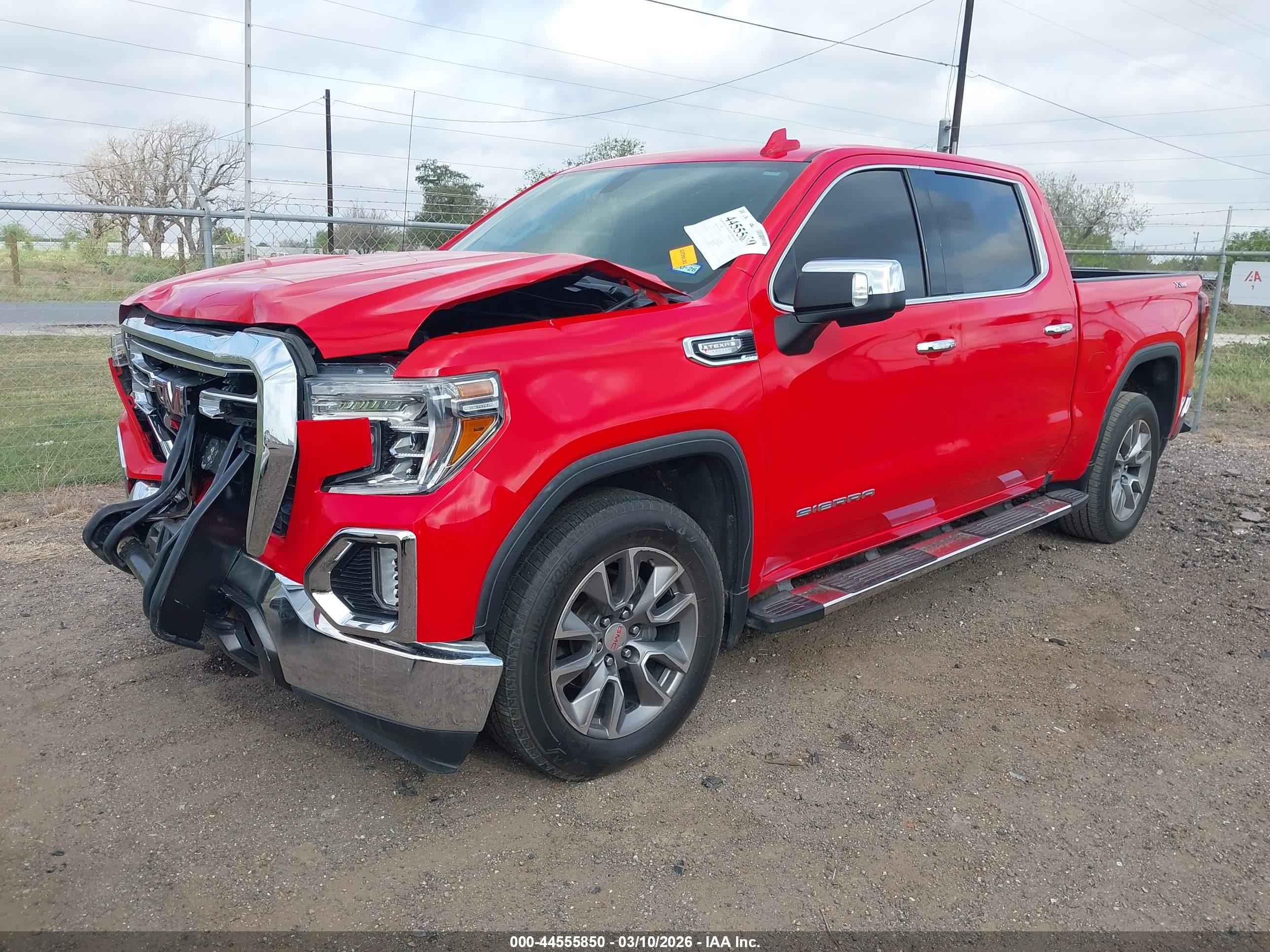GMC SIERRA image 2