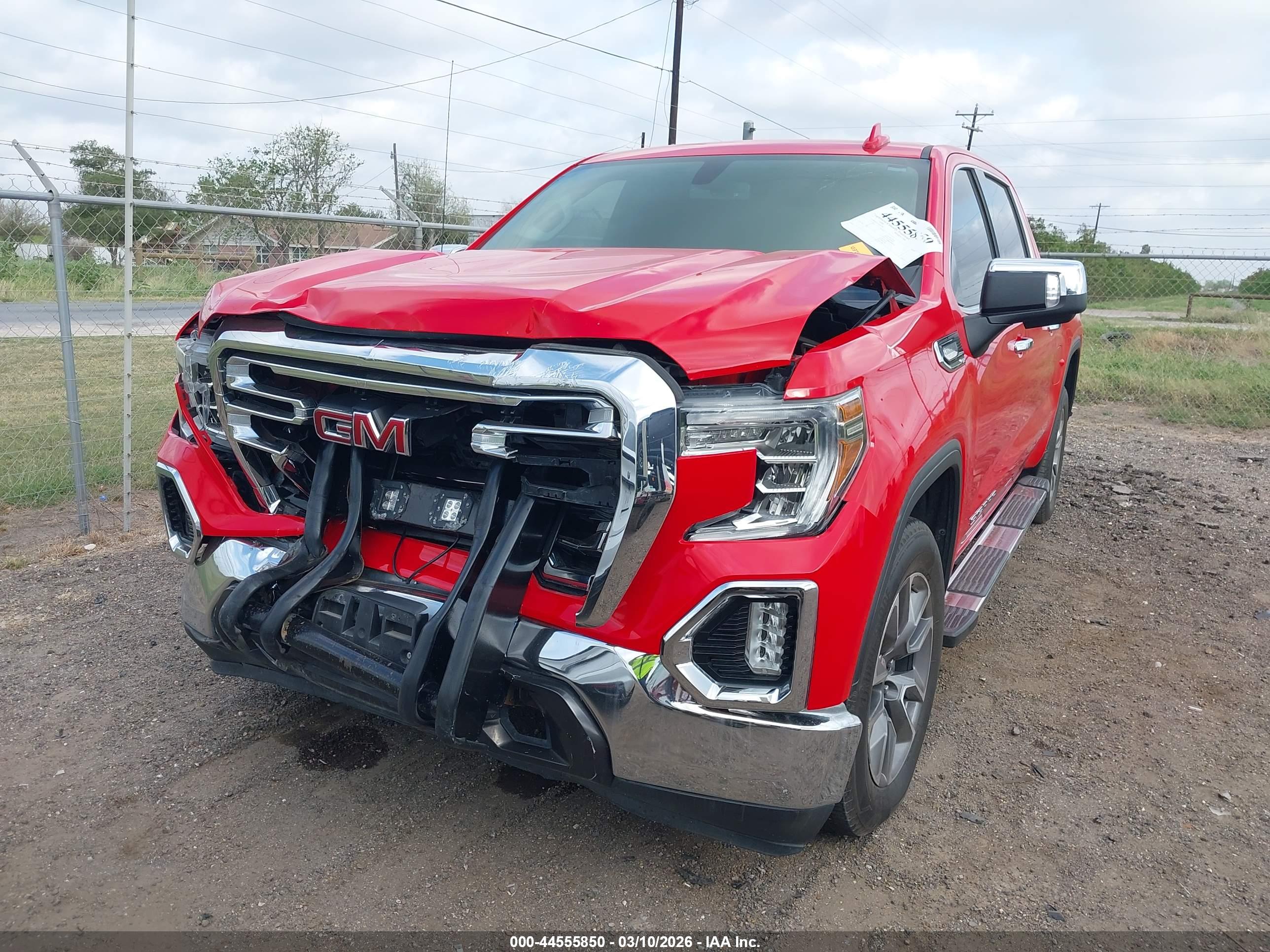 GMC SIERRA image 6