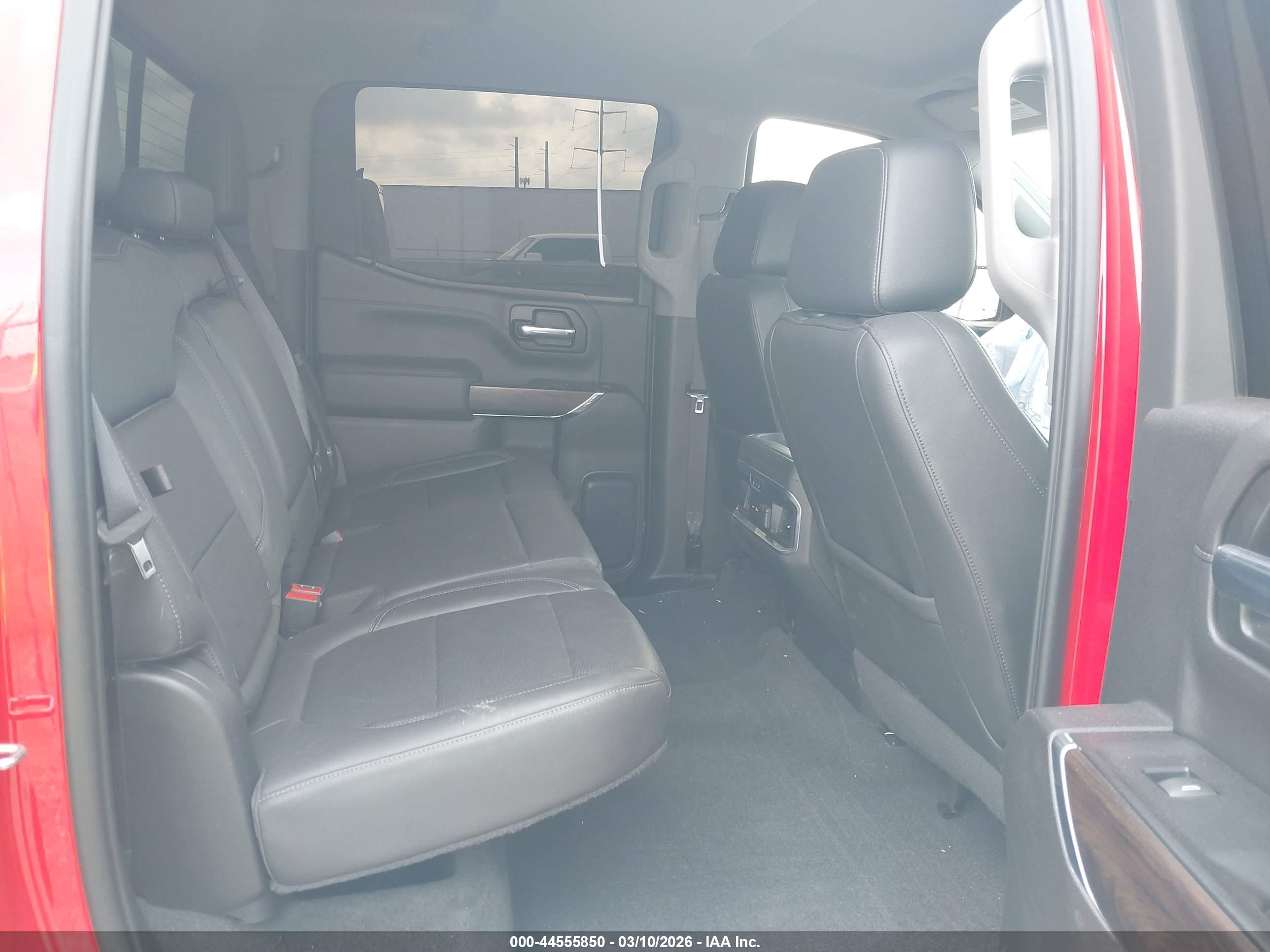 GMC SIERRA image 8