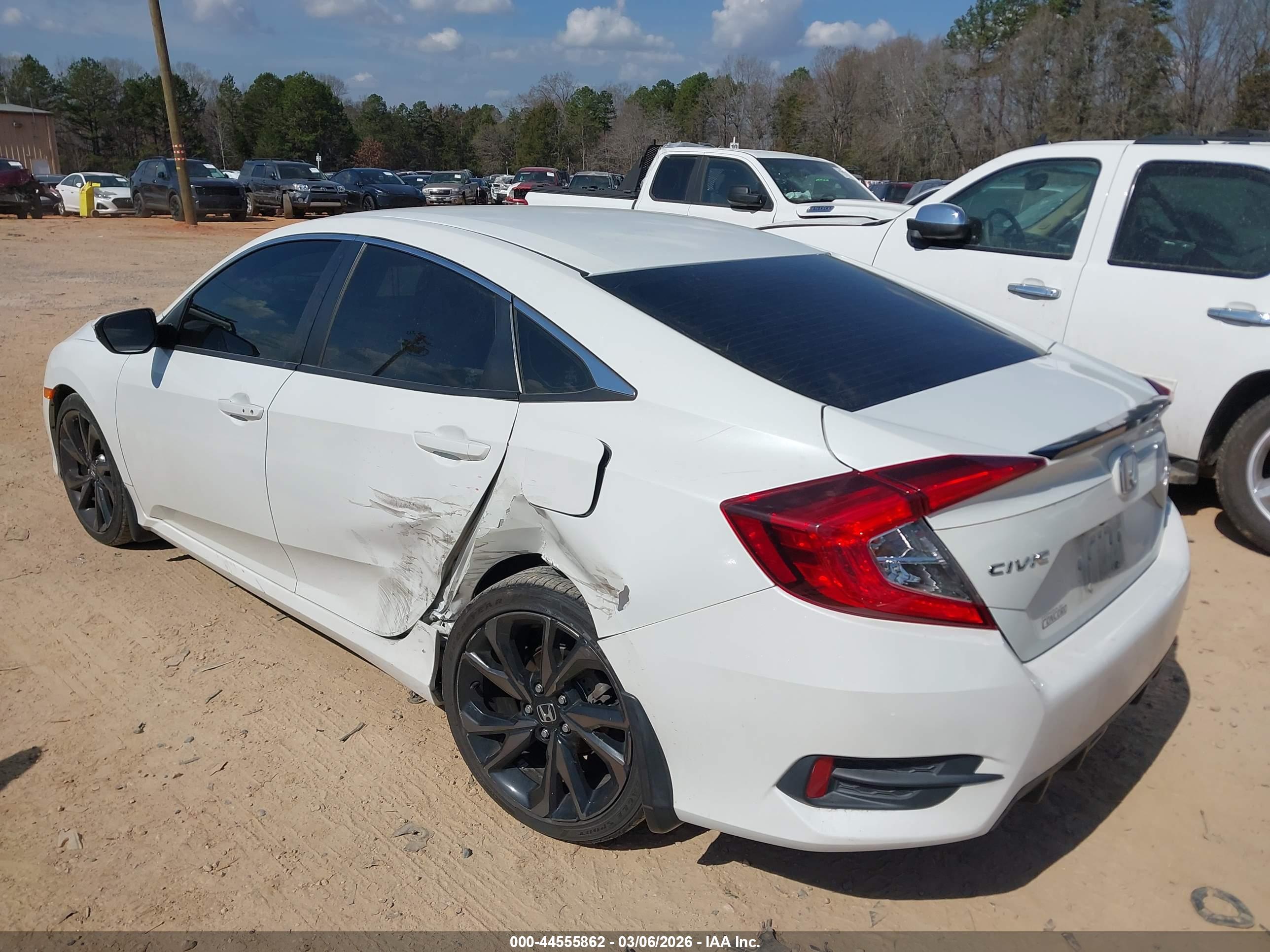 HONDA CIVIC image 3