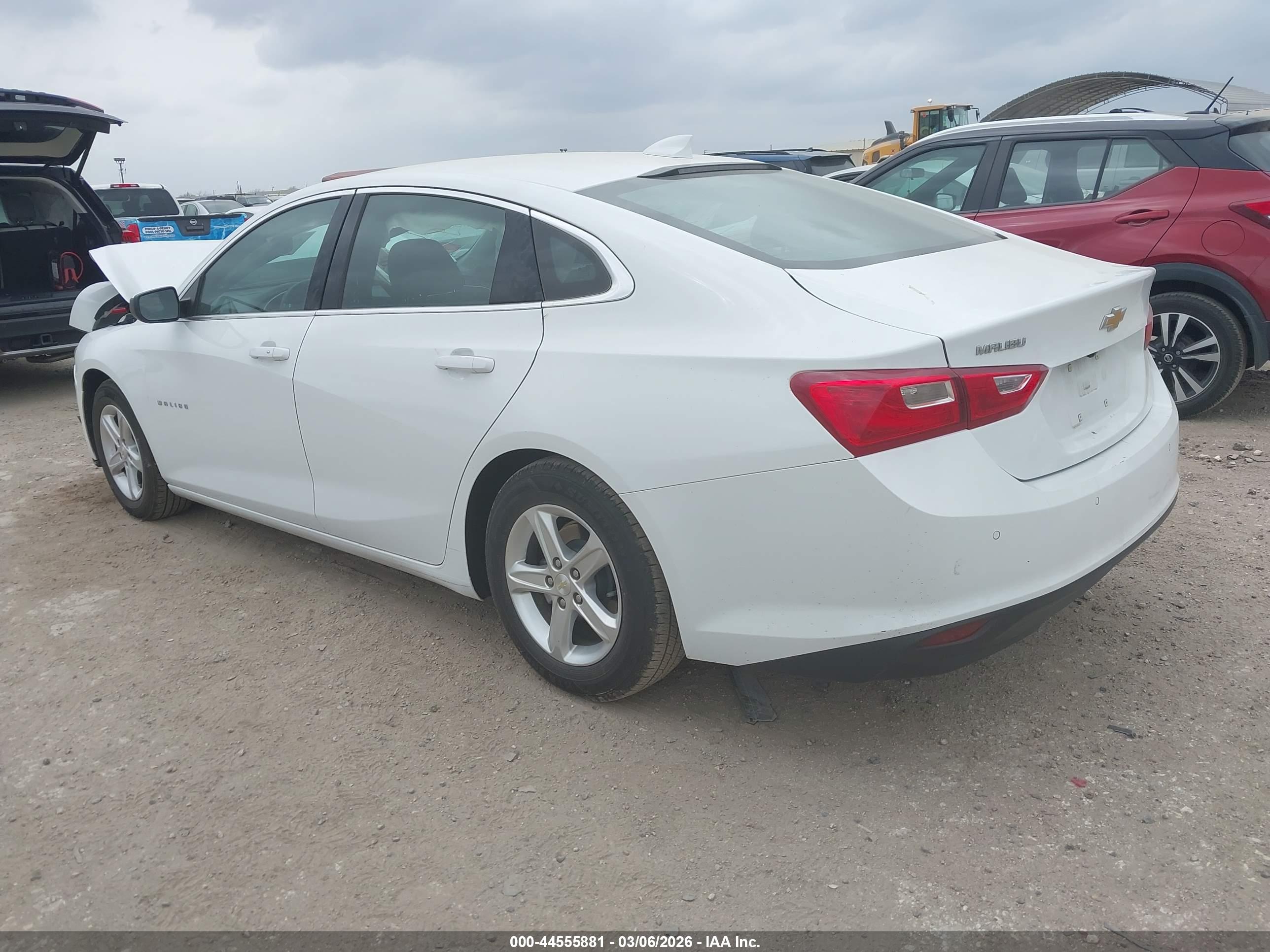CHEVROLET MALIBU image 3