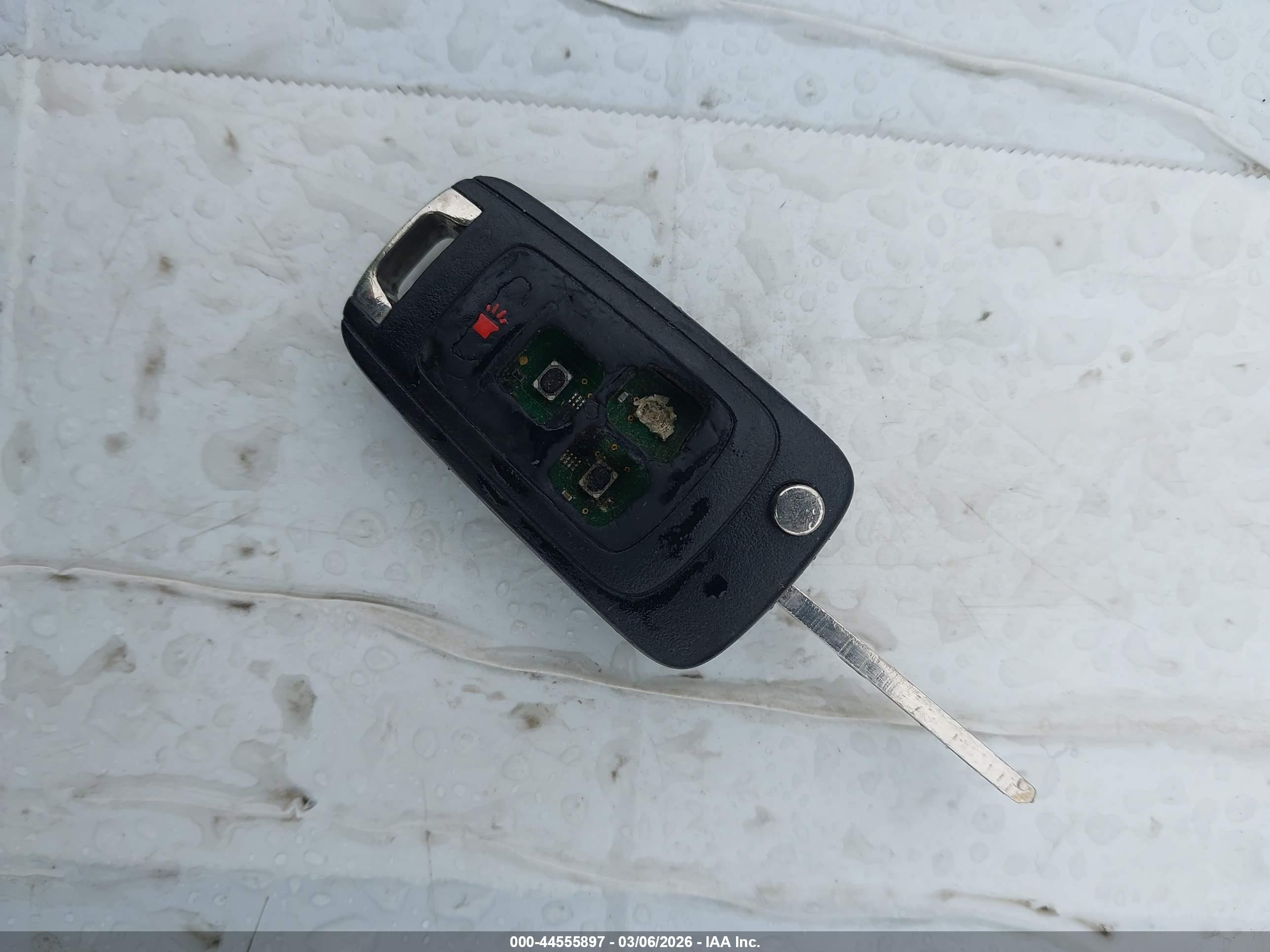 CHEVROLET EQUINOX image 11