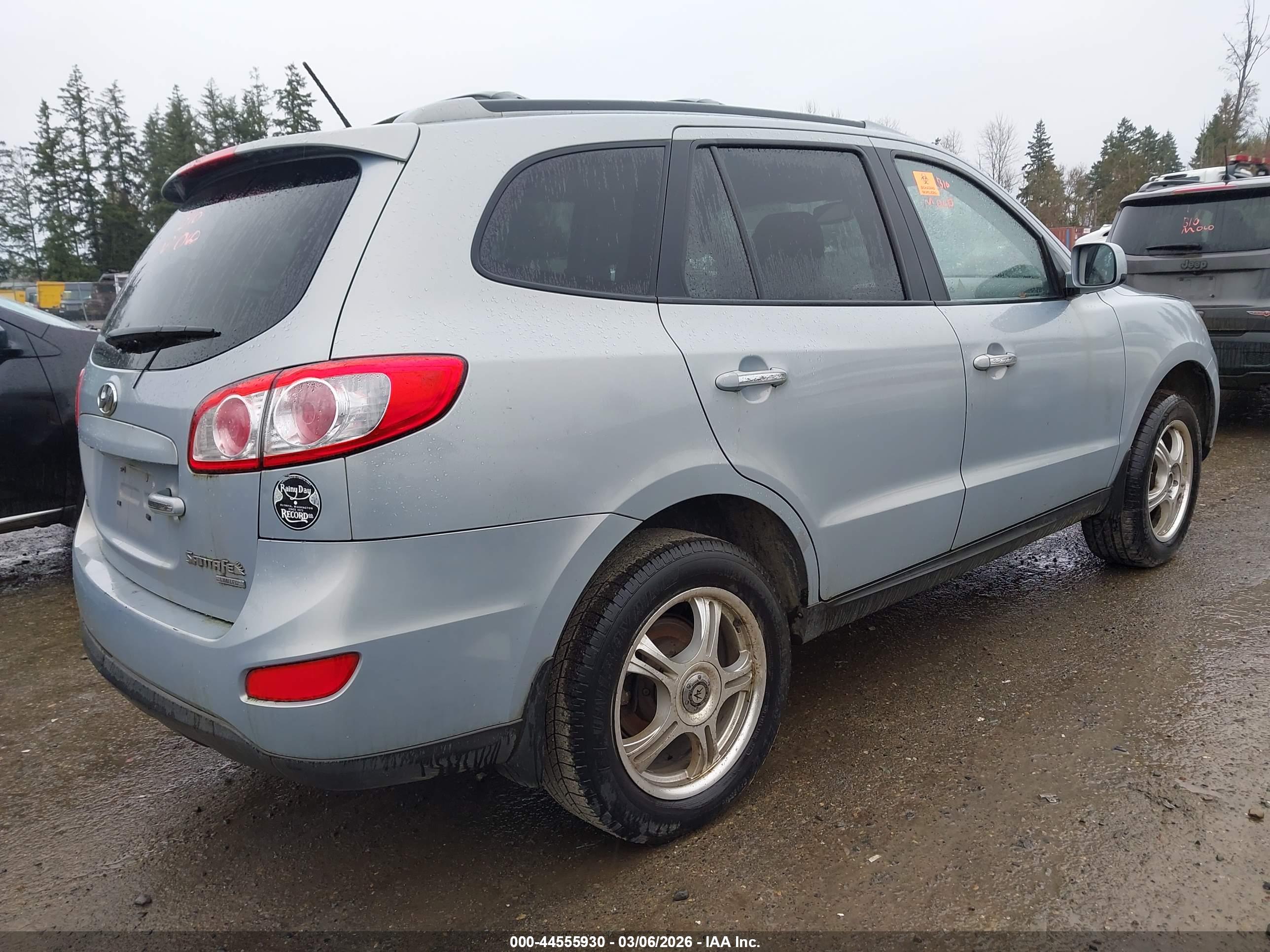 HYUNDAI SANTA image 4