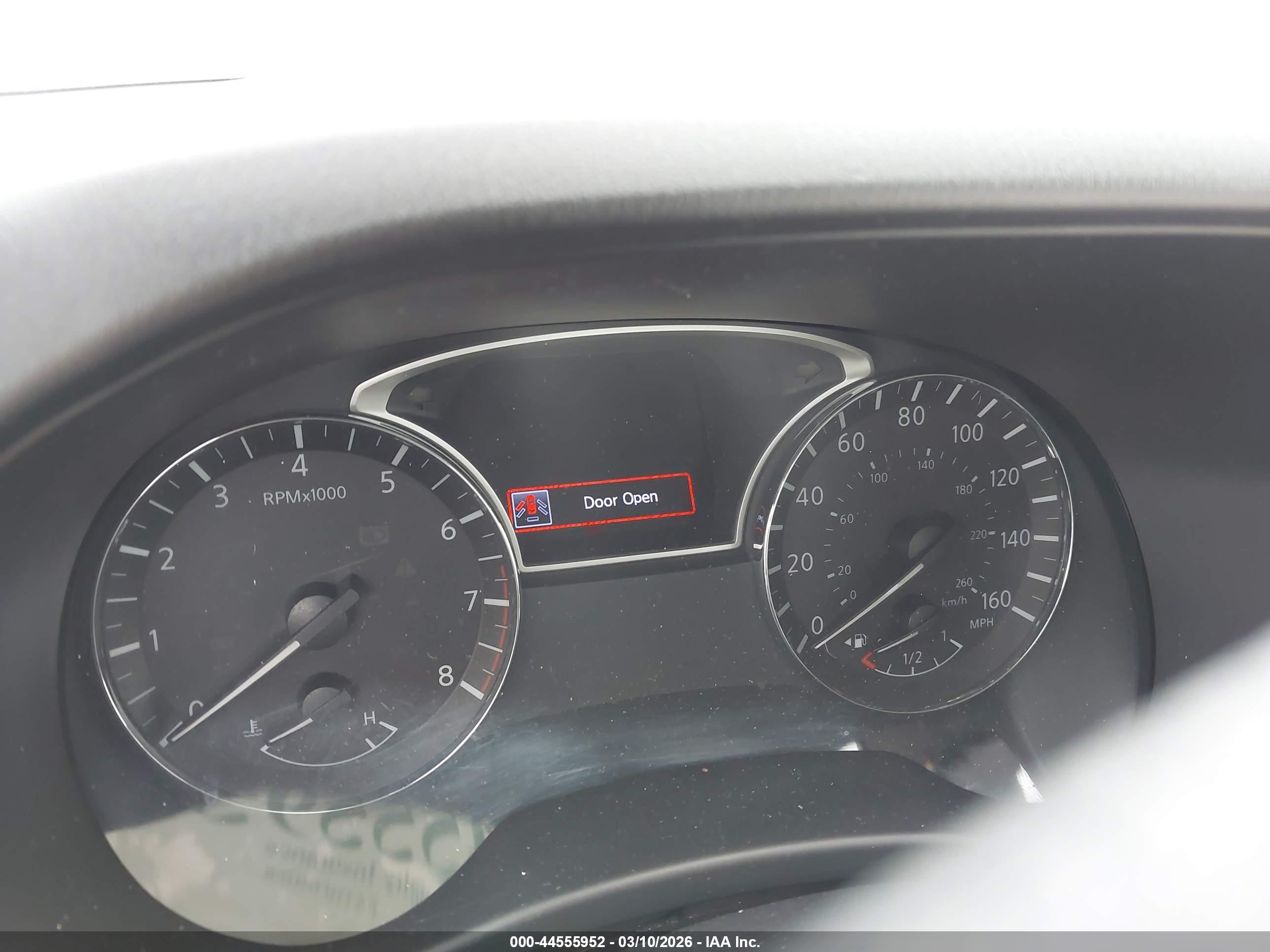 NISSAN PATHFINDER image 7