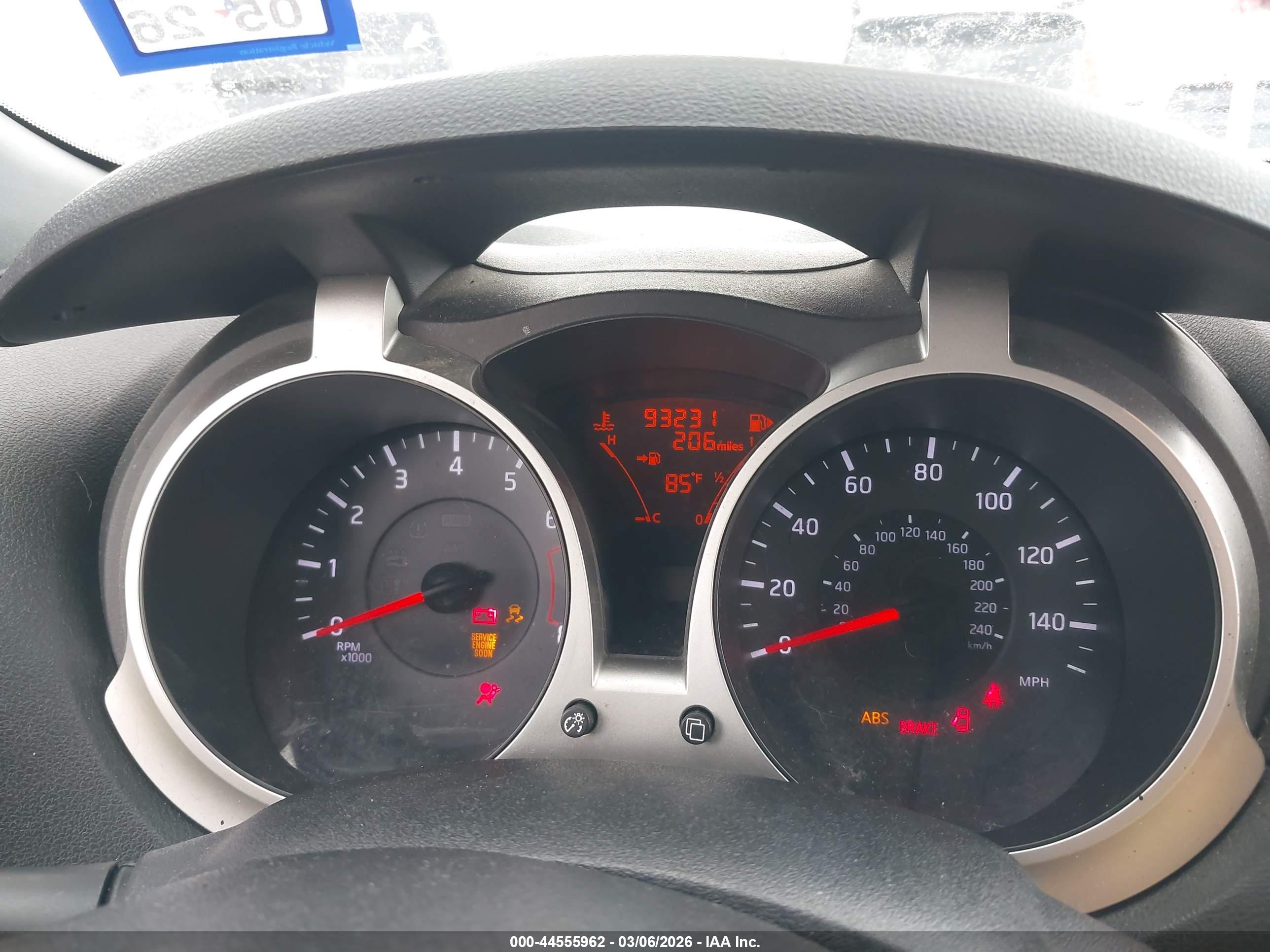 NISSAN JUKE image 7