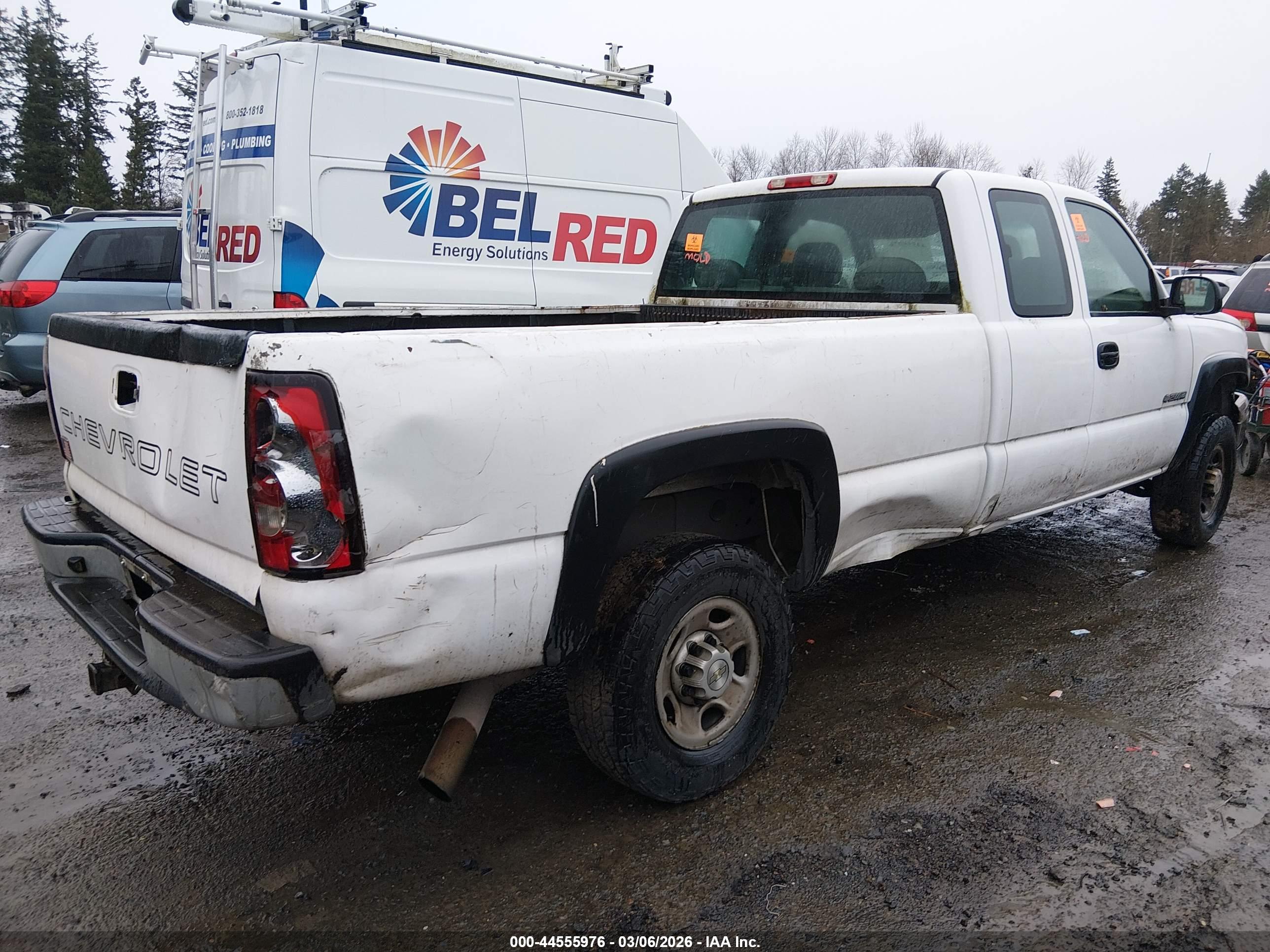 CHEVROLET SILVERADO image 6