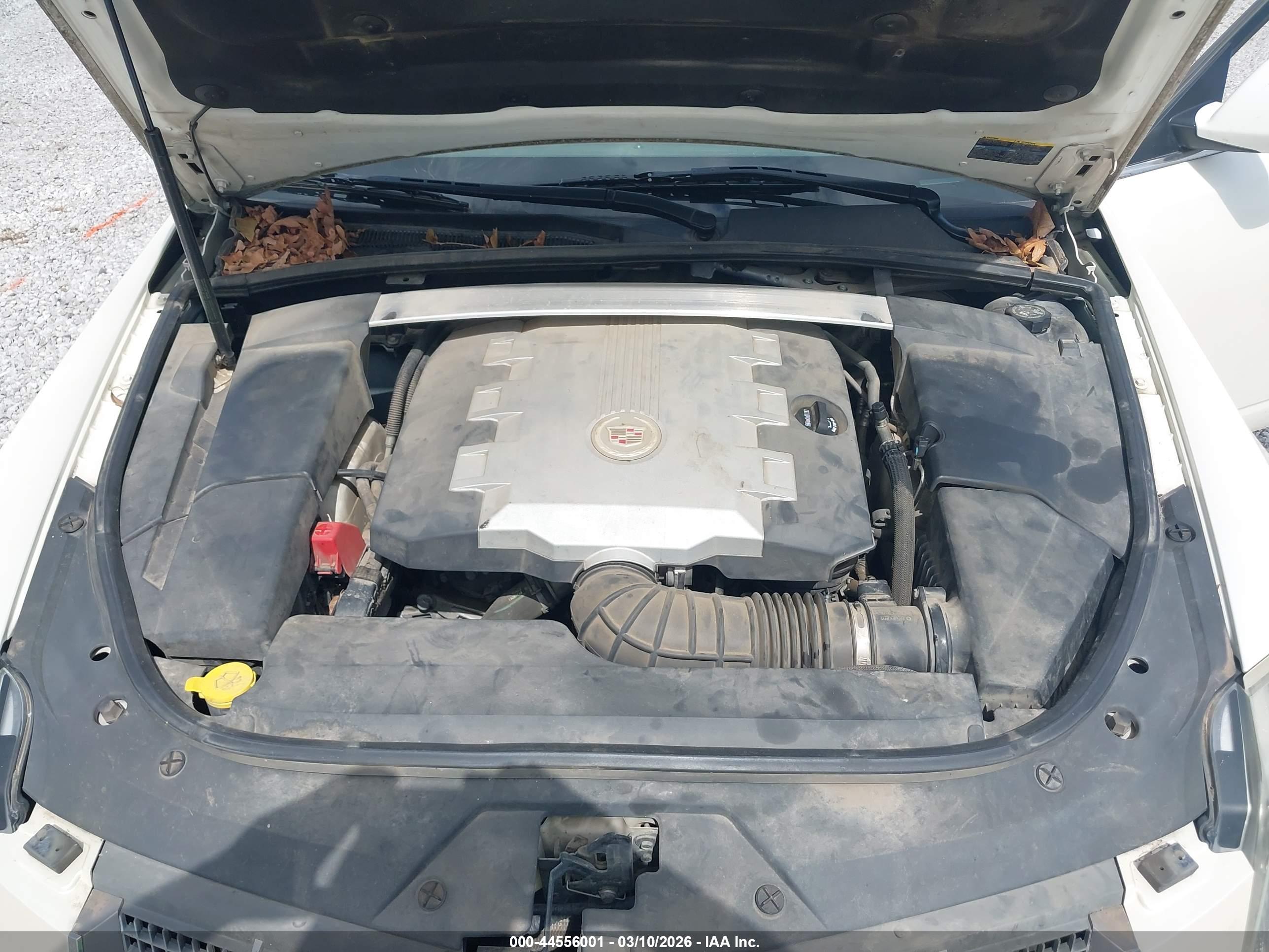 CADILLAC CTS image 10