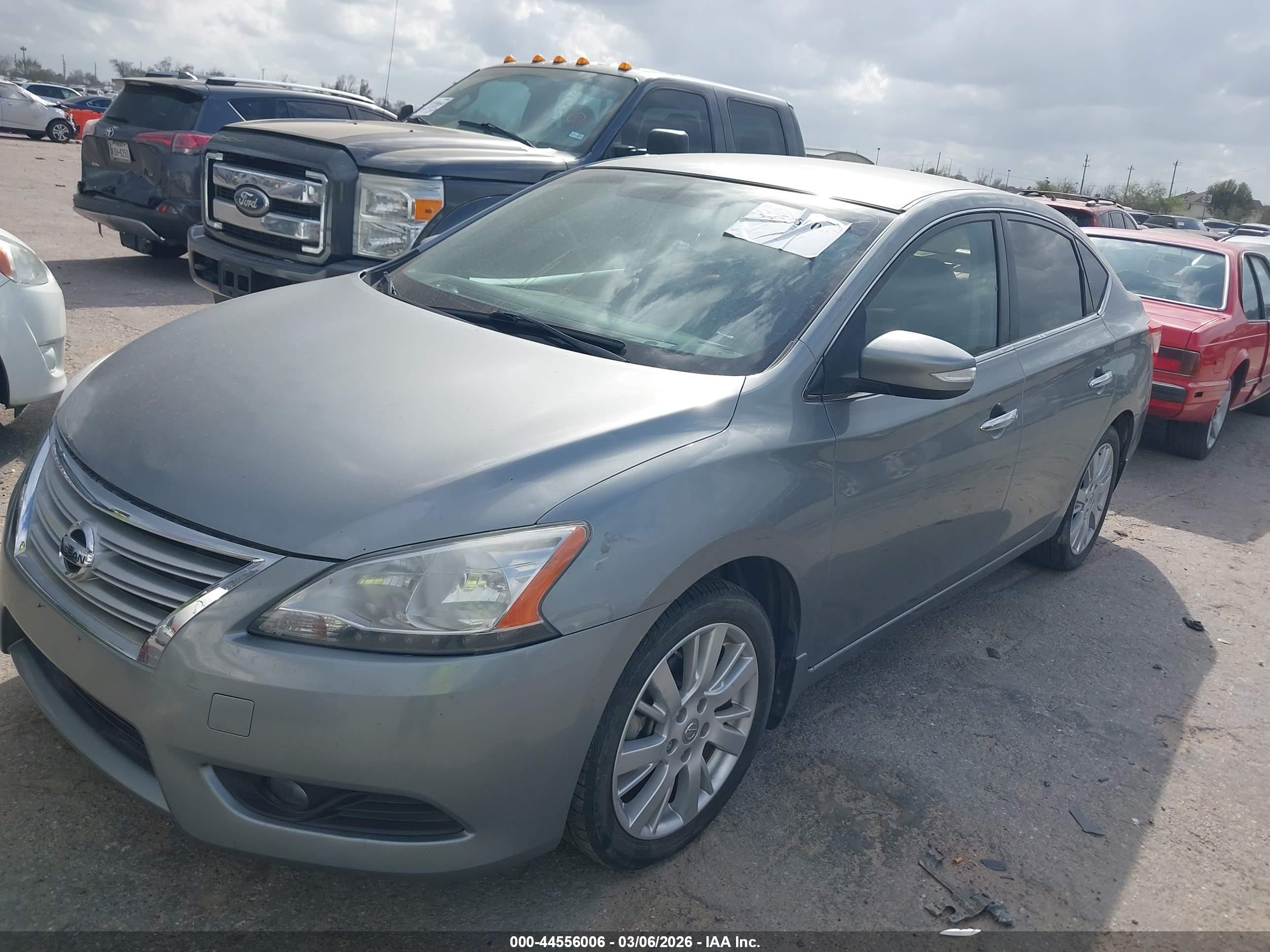 NISSAN SENTRA image 2