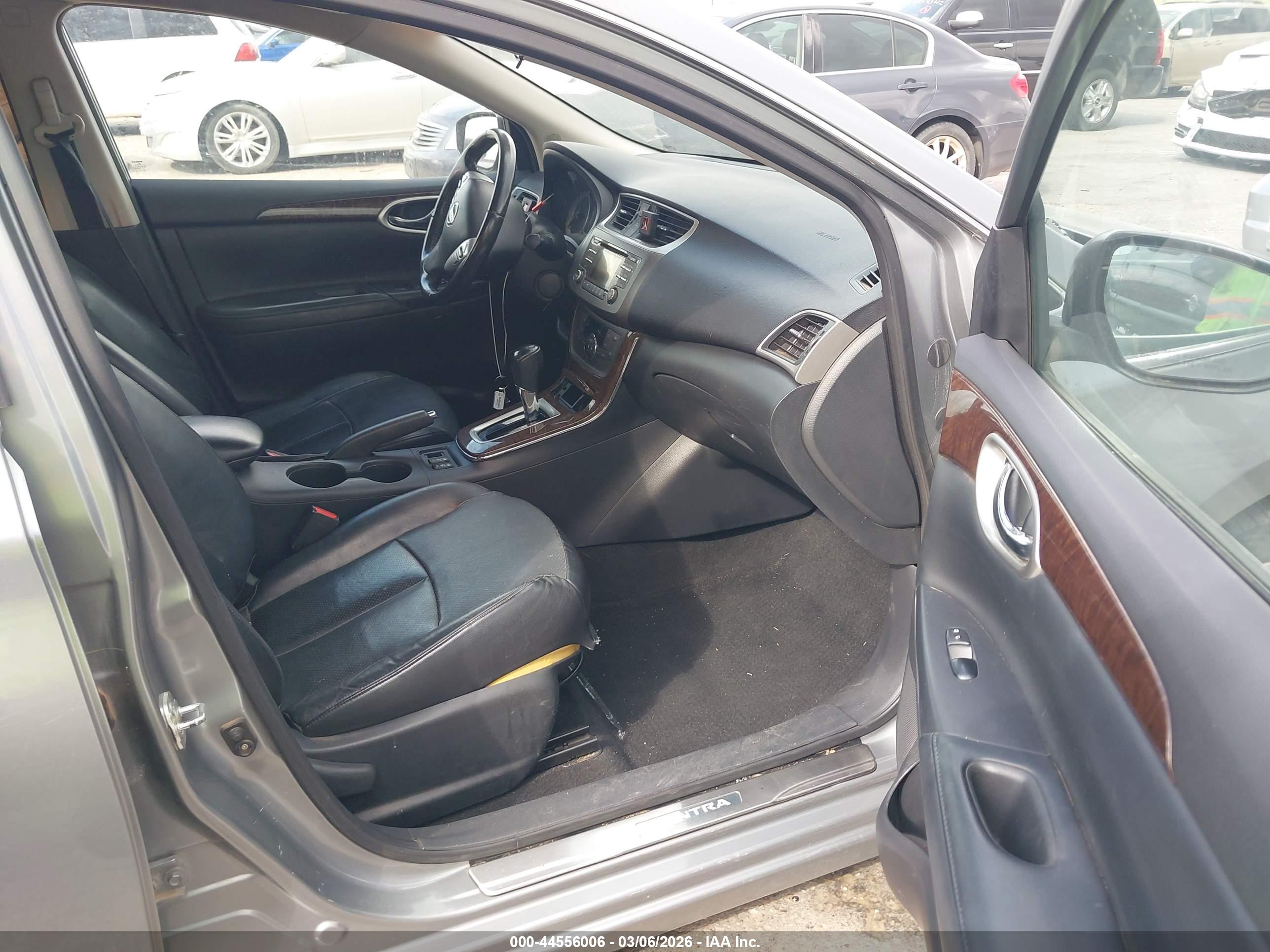 NISSAN SENTRA image 5