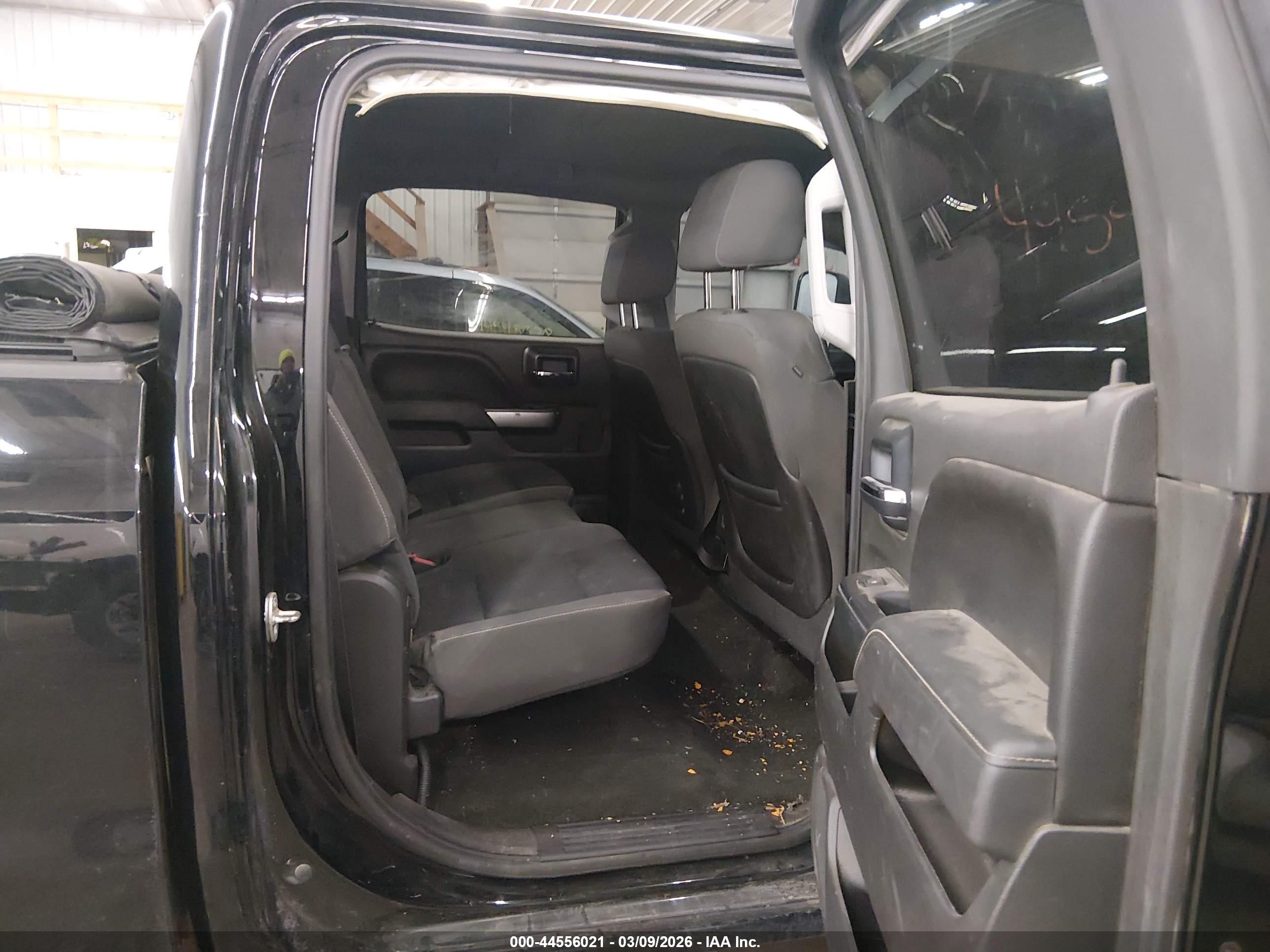 CHEVROLET SILVERADO image 8