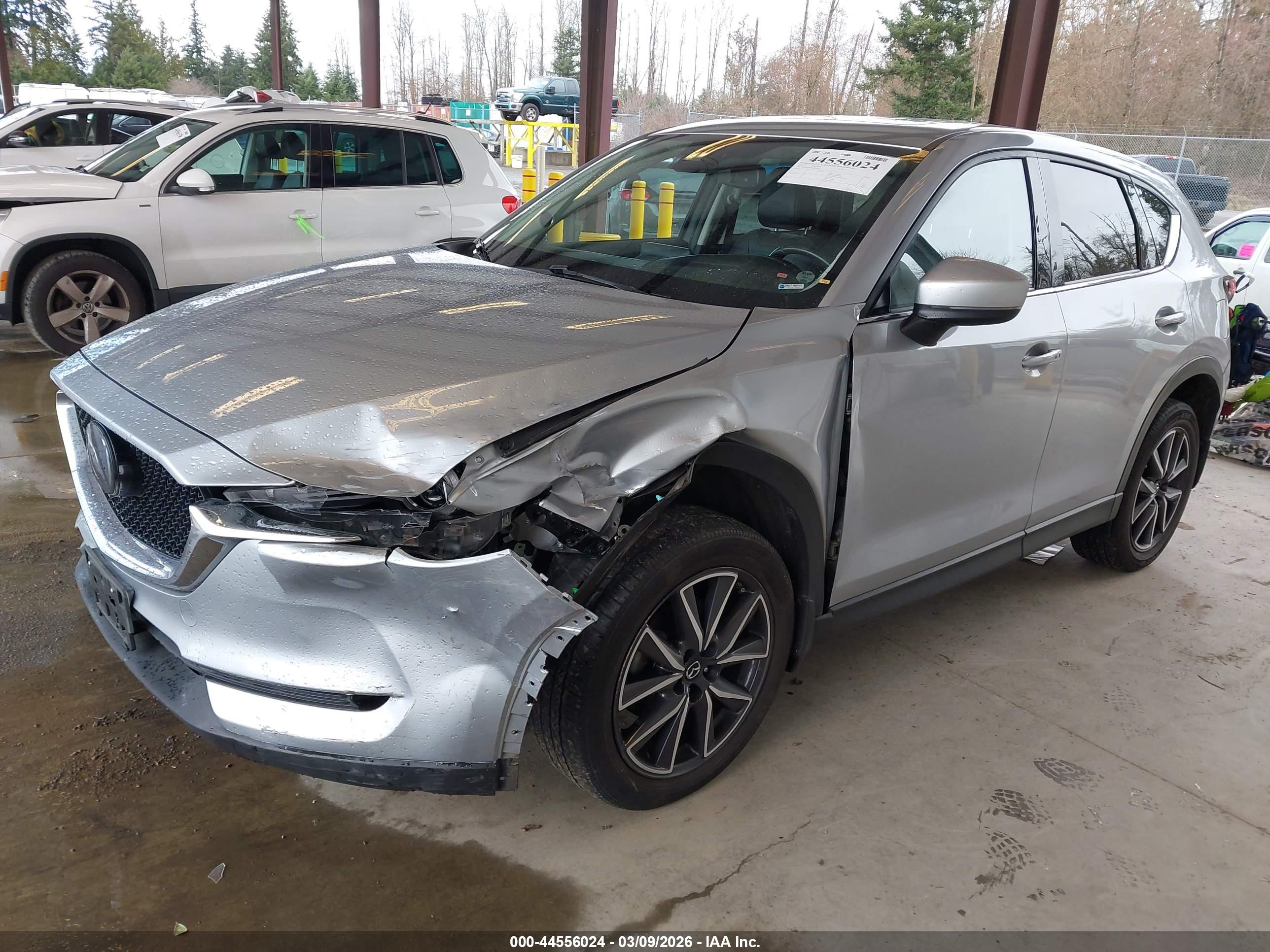 MAZDA CX-5 image 2