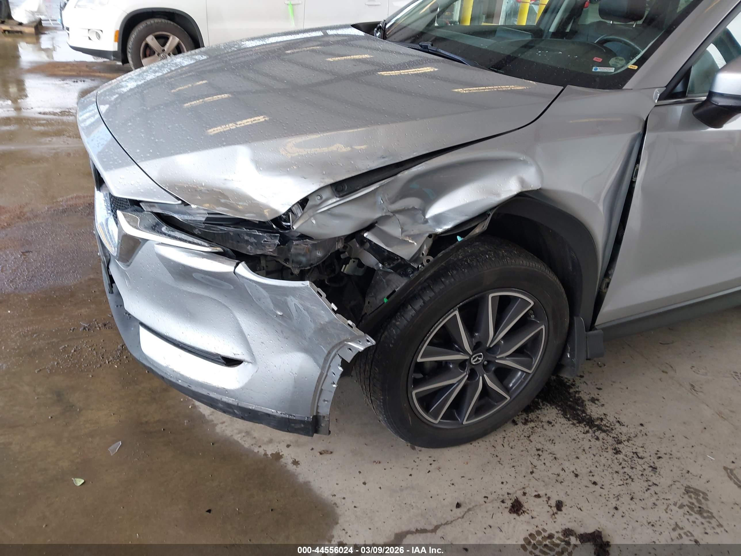 MAZDA CX-5 image 6