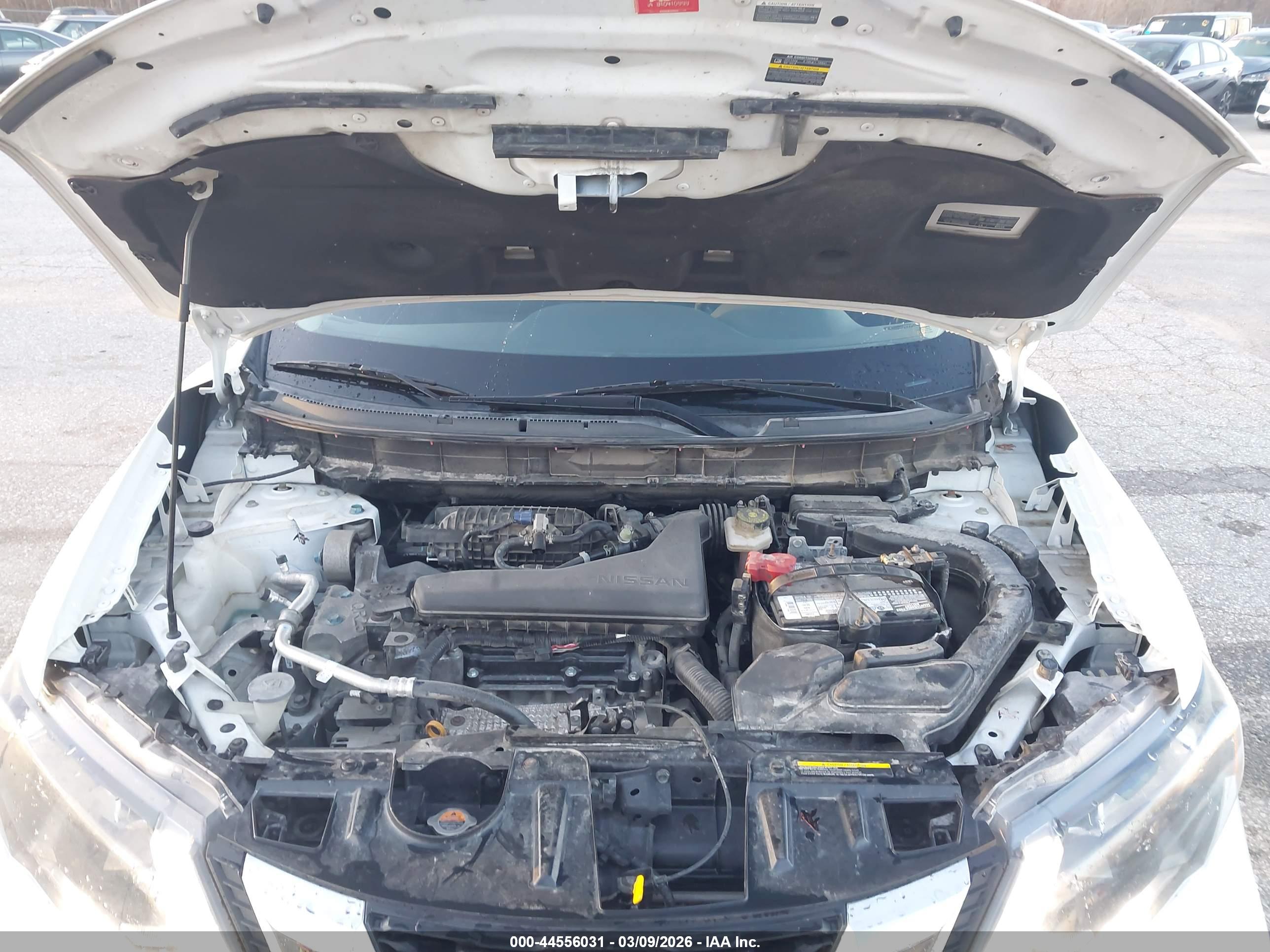 NISSAN ROGUE image 10