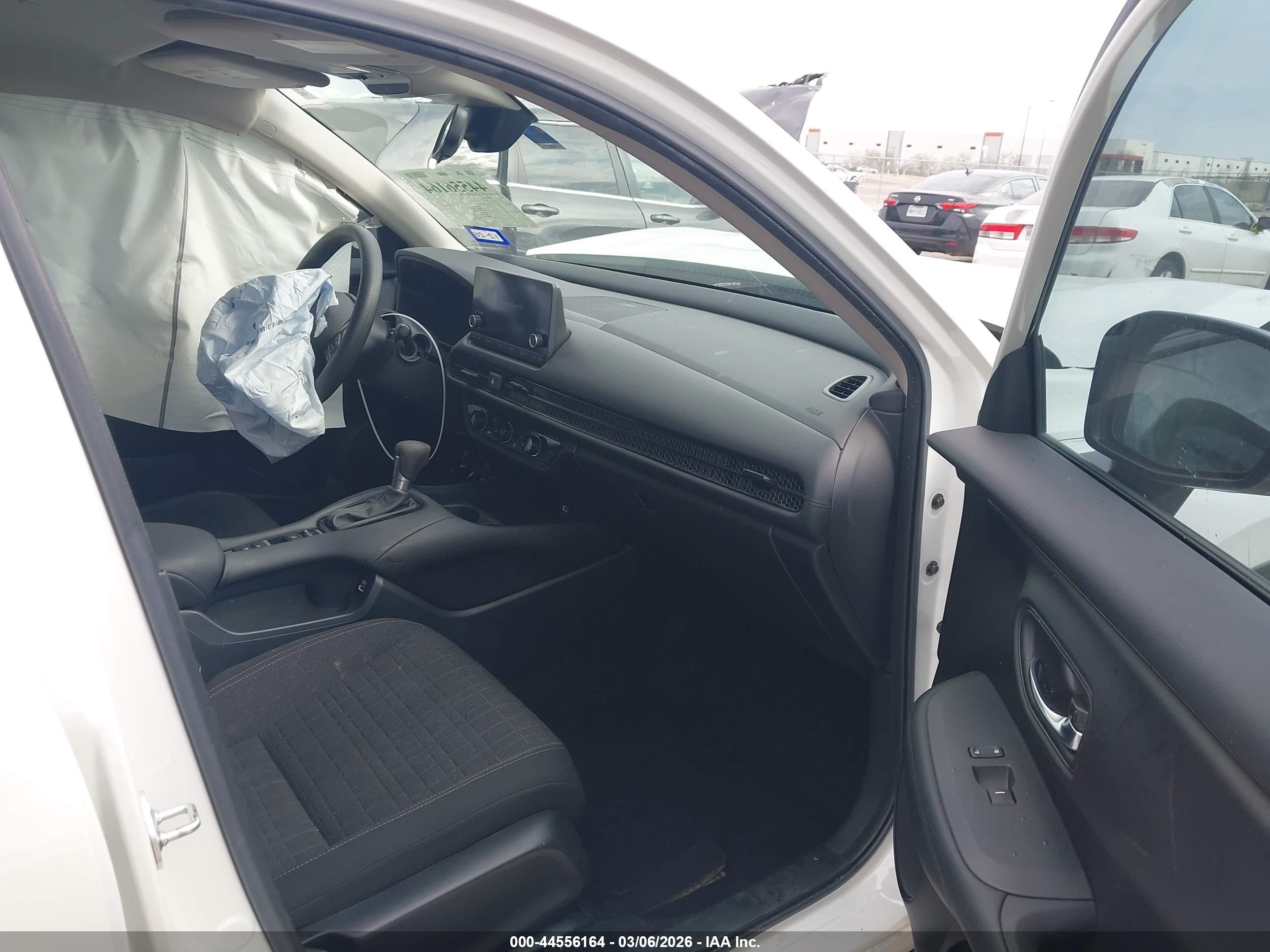 HONDA HR-V image 5