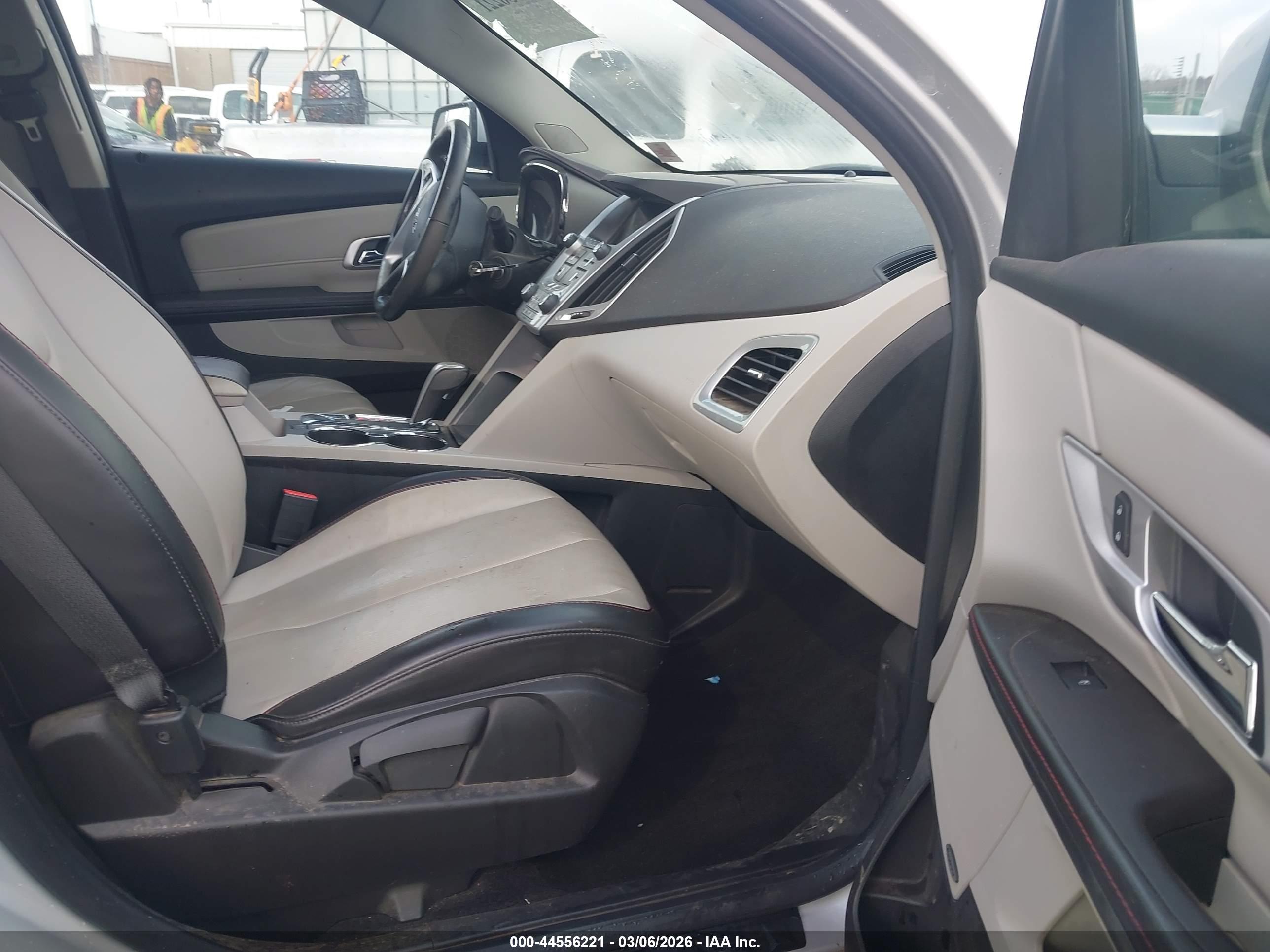 GMC TERRAIN image 5