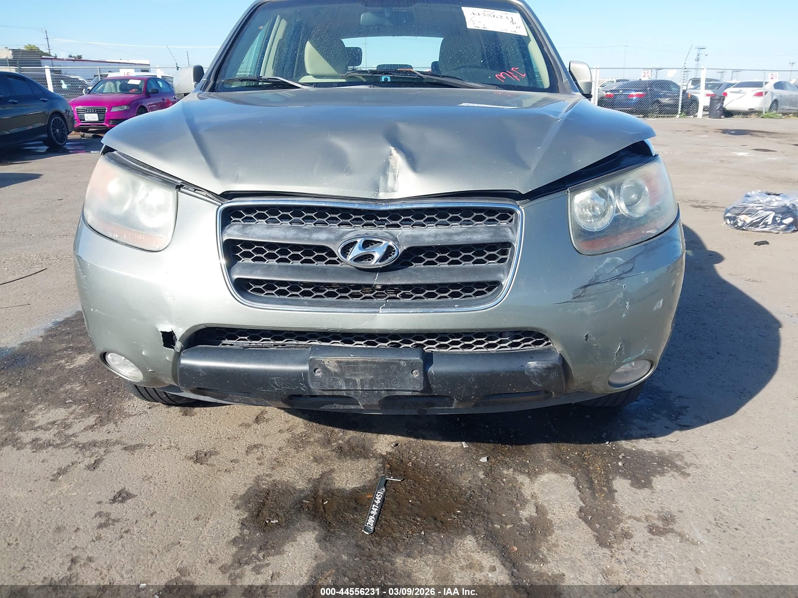 HYUNDAI SANTA image 6