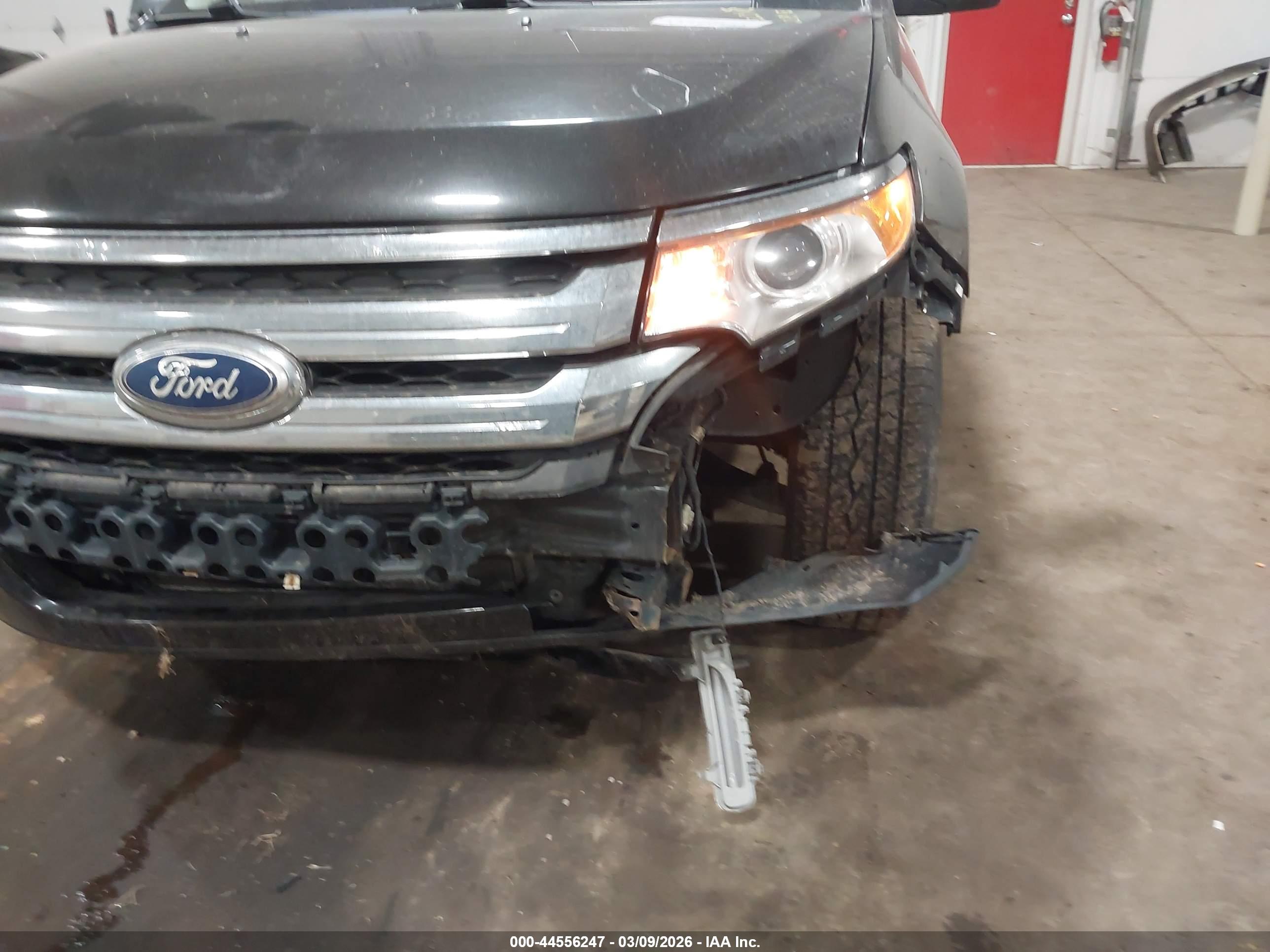 FORD EDGE image 6