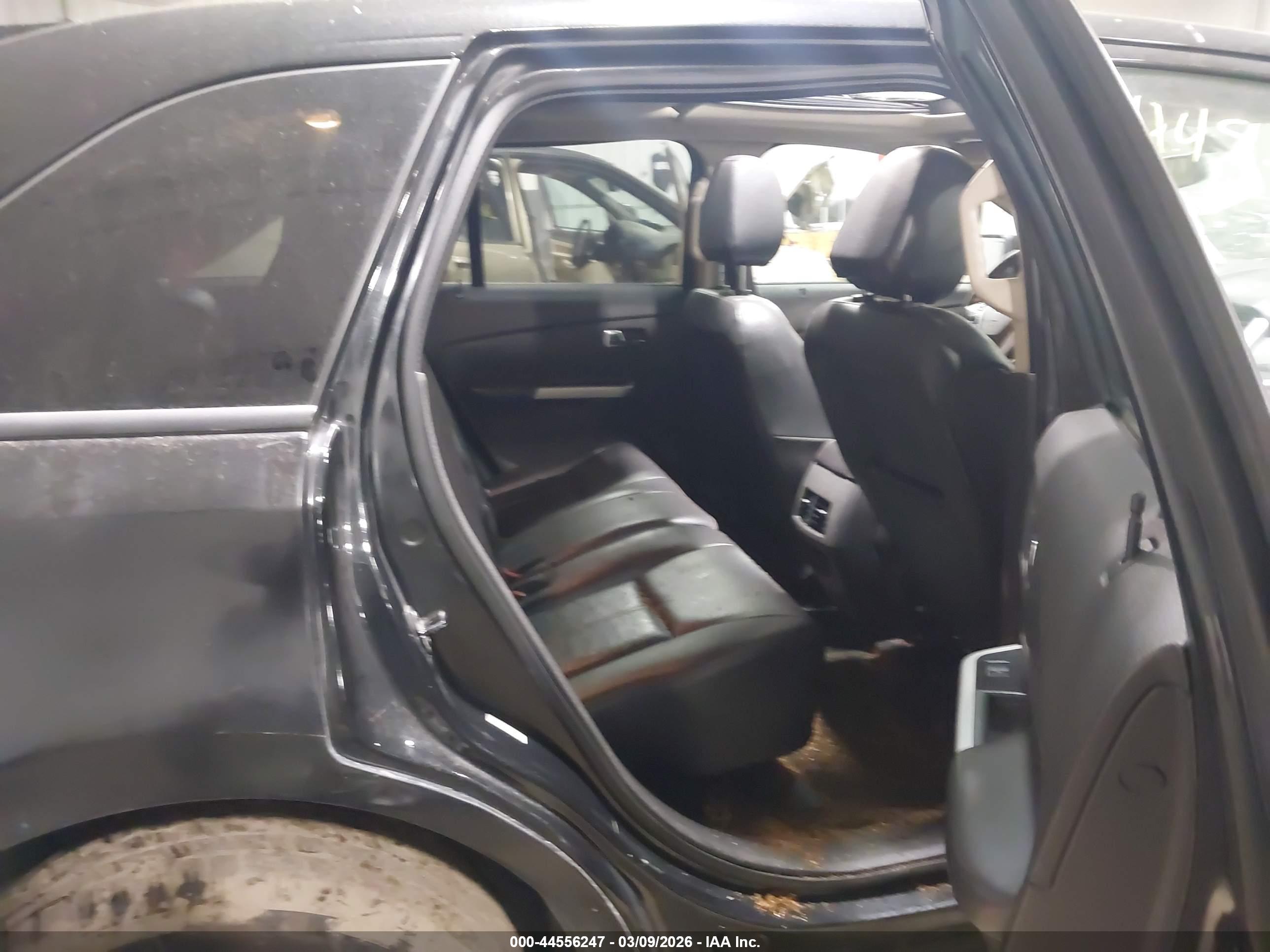 FORD EDGE image 8