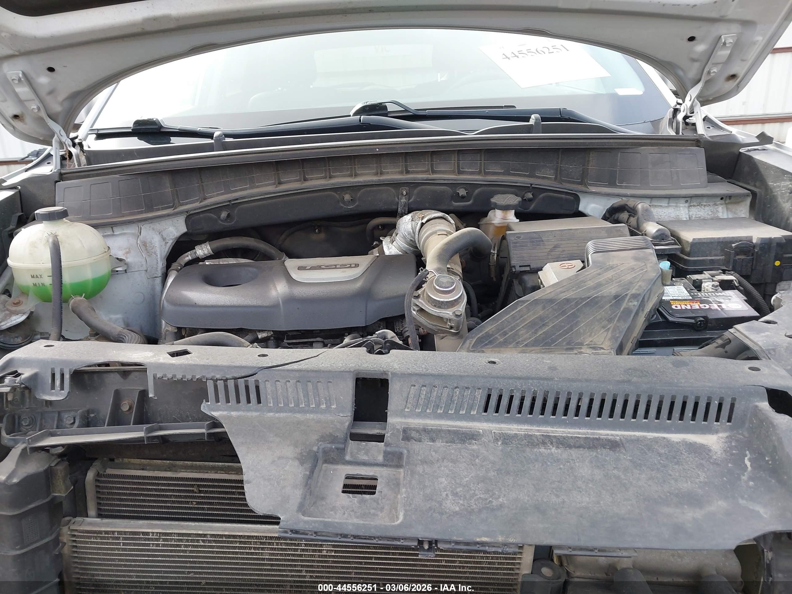 HYUNDAI TUCSON image 10