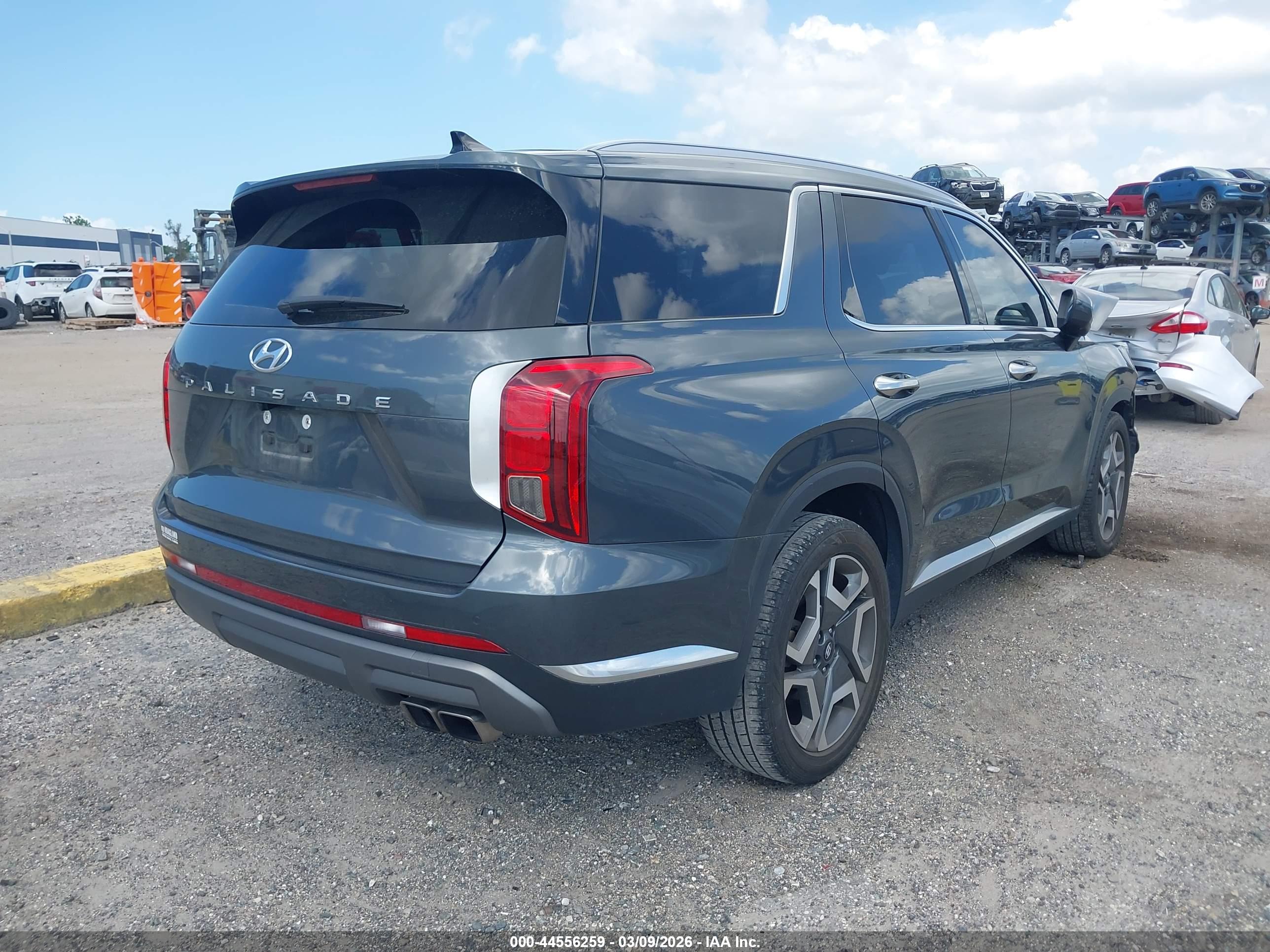 HYUNDAI PALISADE image 4
