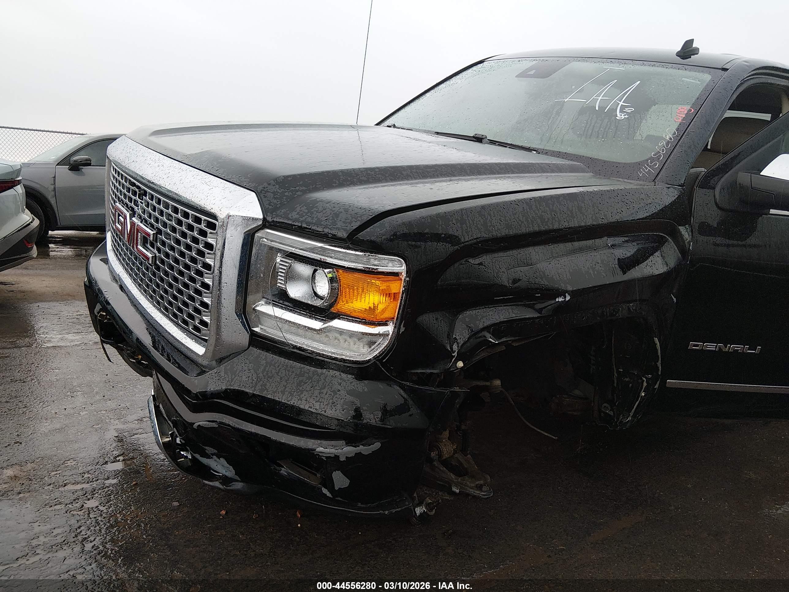 GMC SIERRA image 6