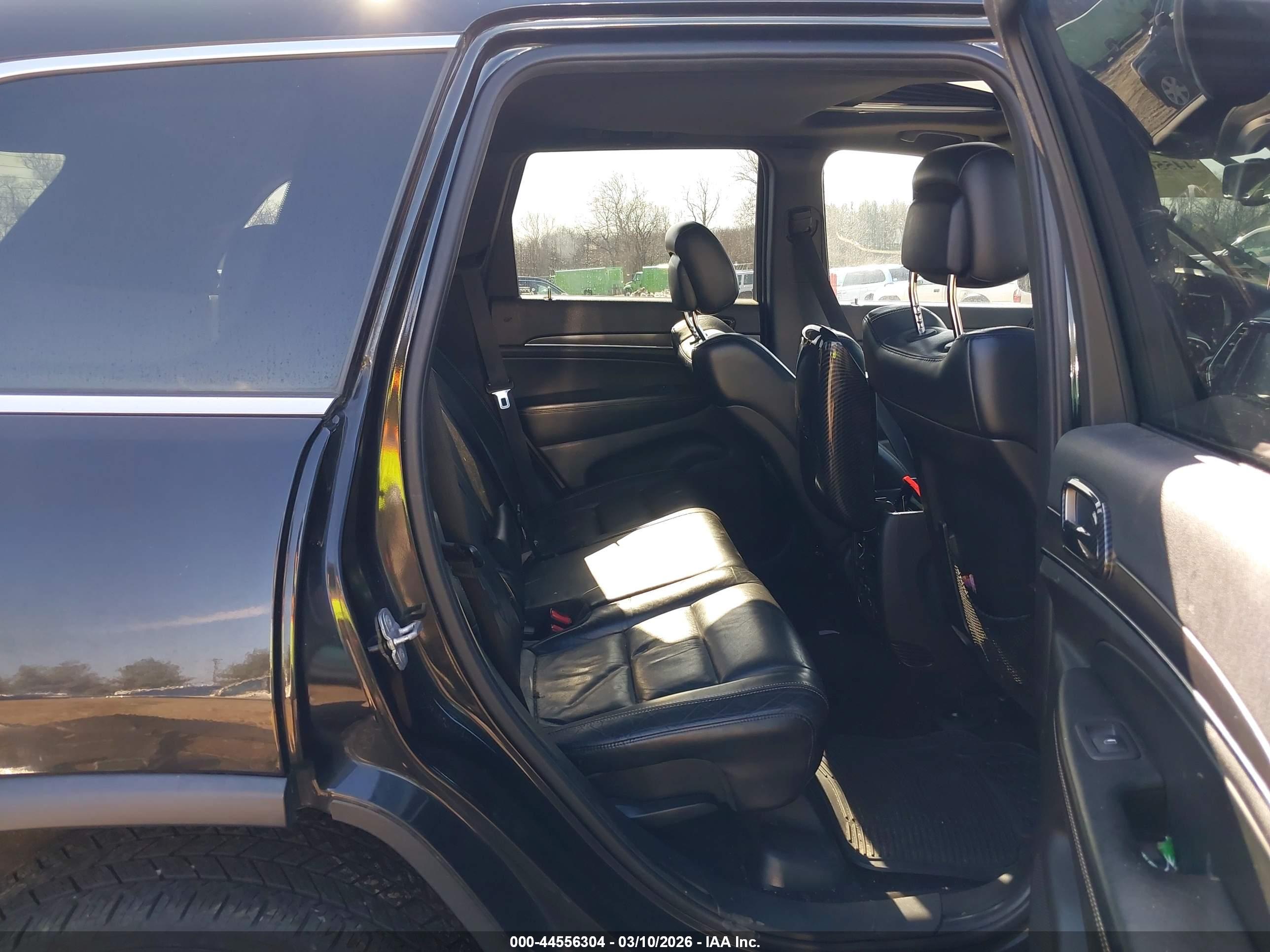 JEEP GRAND image 8