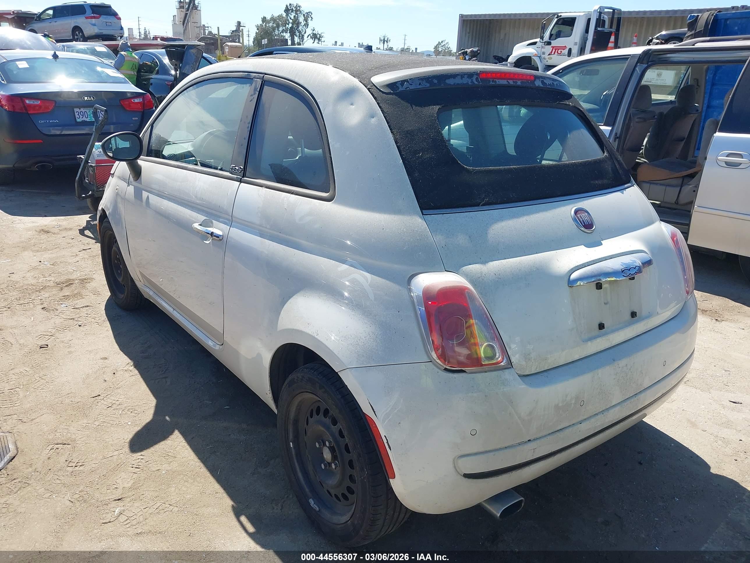 FIAT 500C image 3
