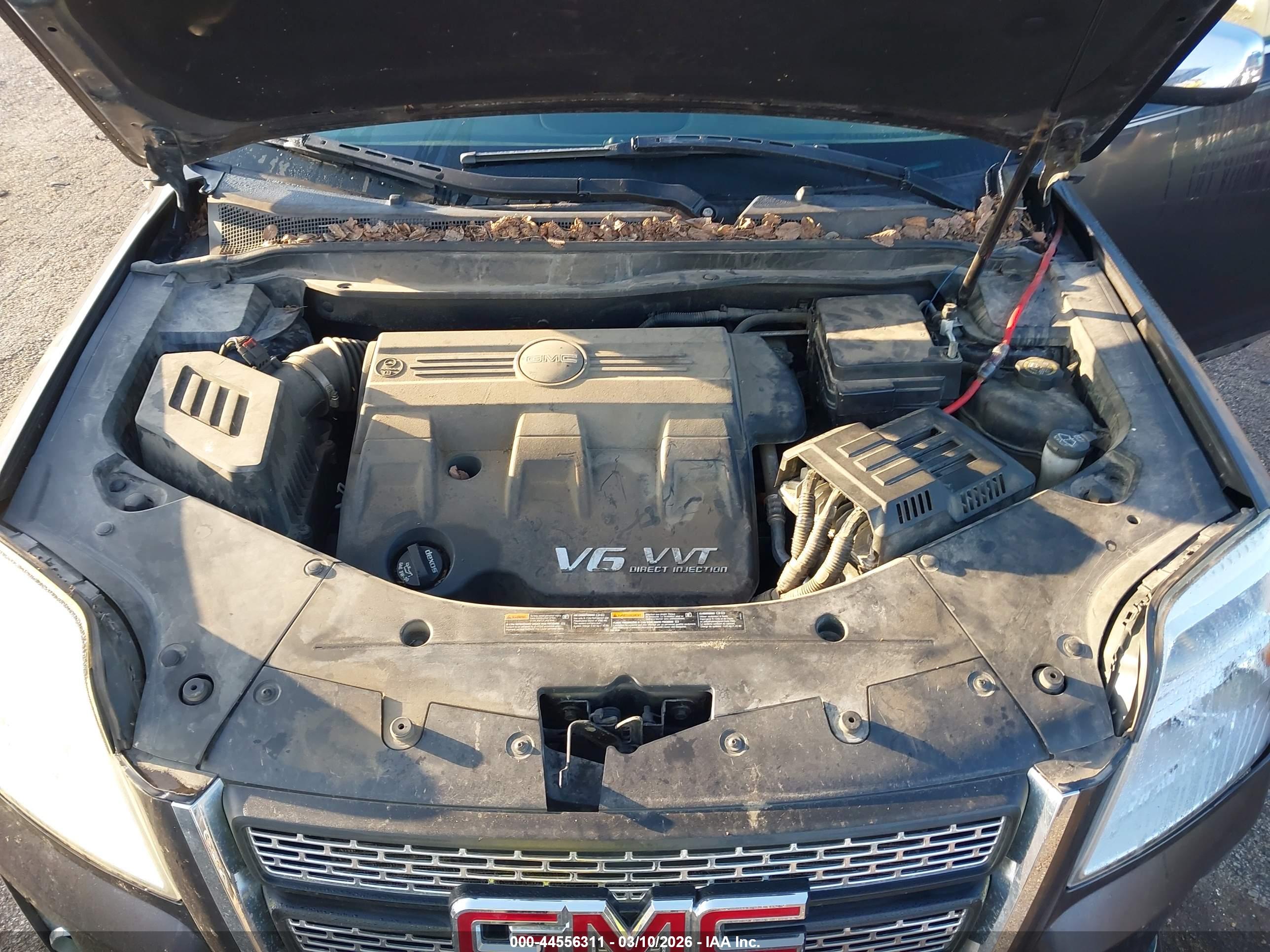GMC TERRAIN image 10