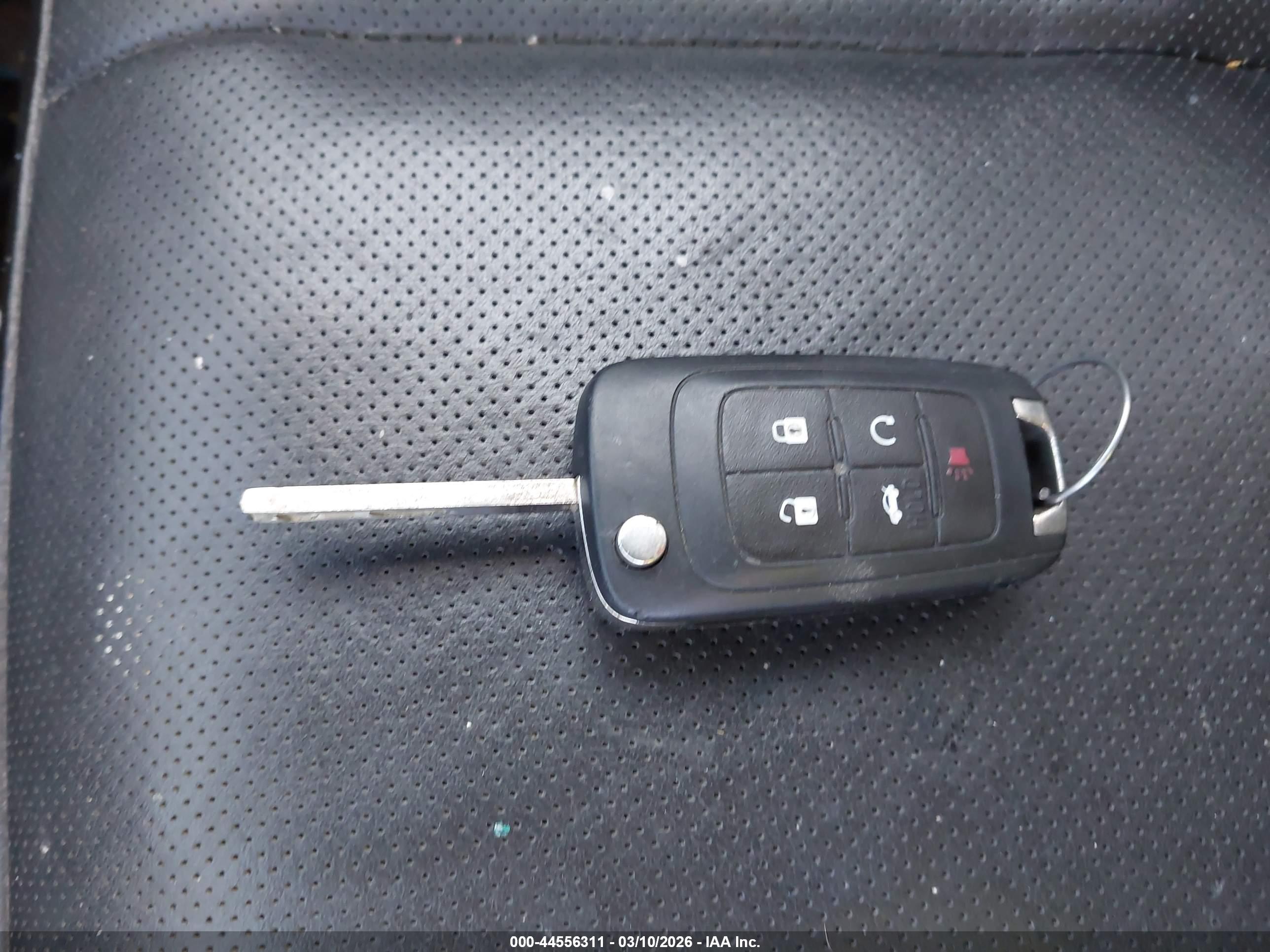 GMC TERRAIN image 11