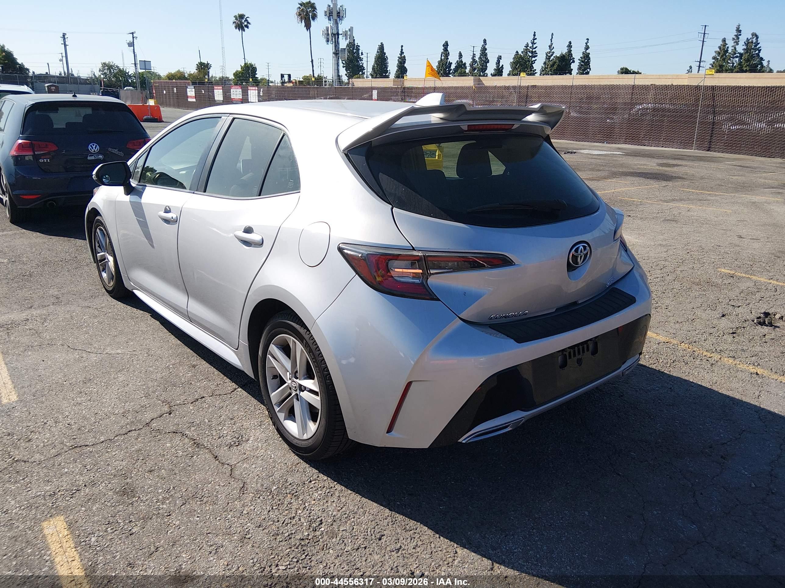 TOYOTA COROLLA image 3