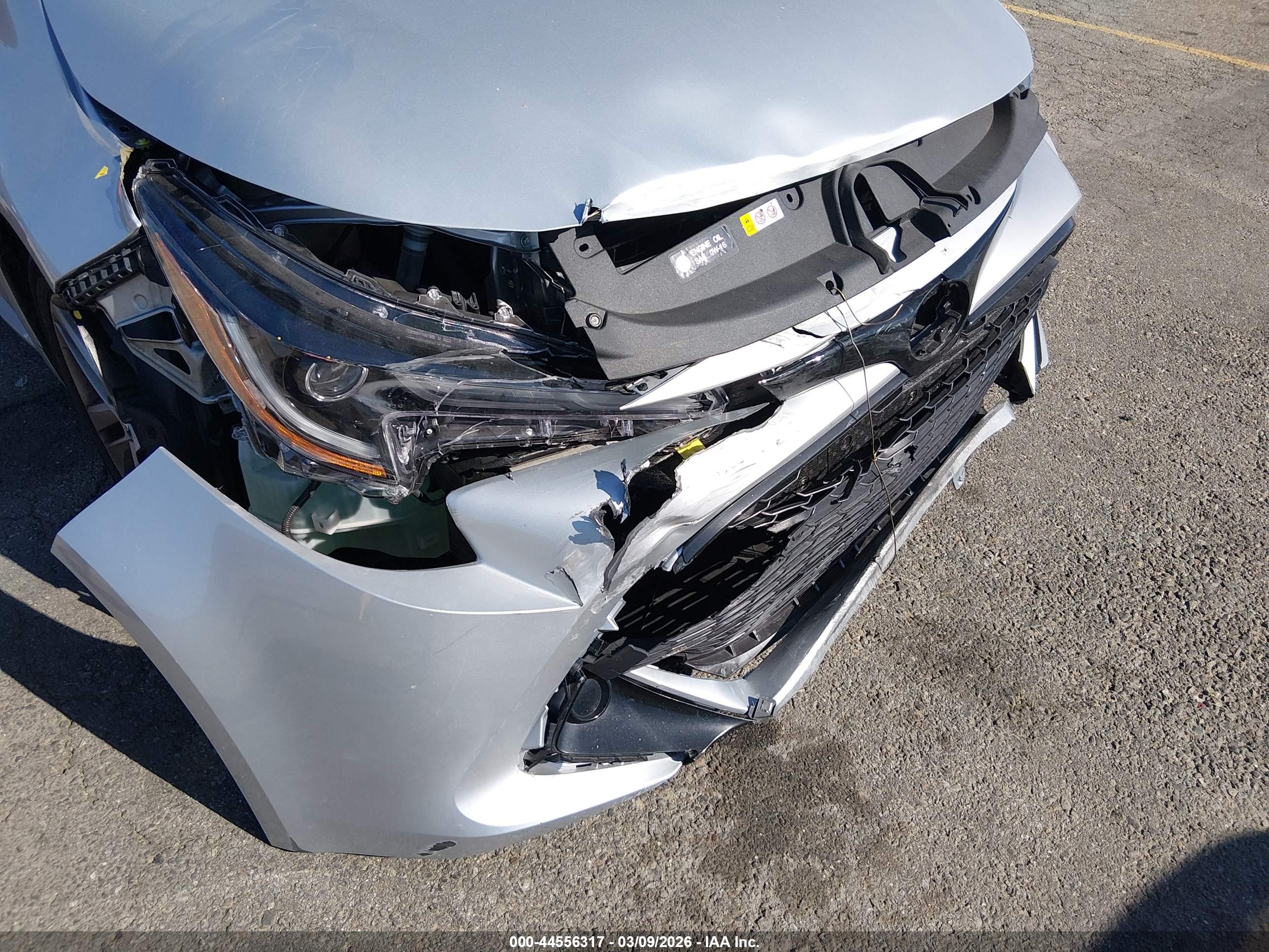 TOYOTA COROLLA image 6