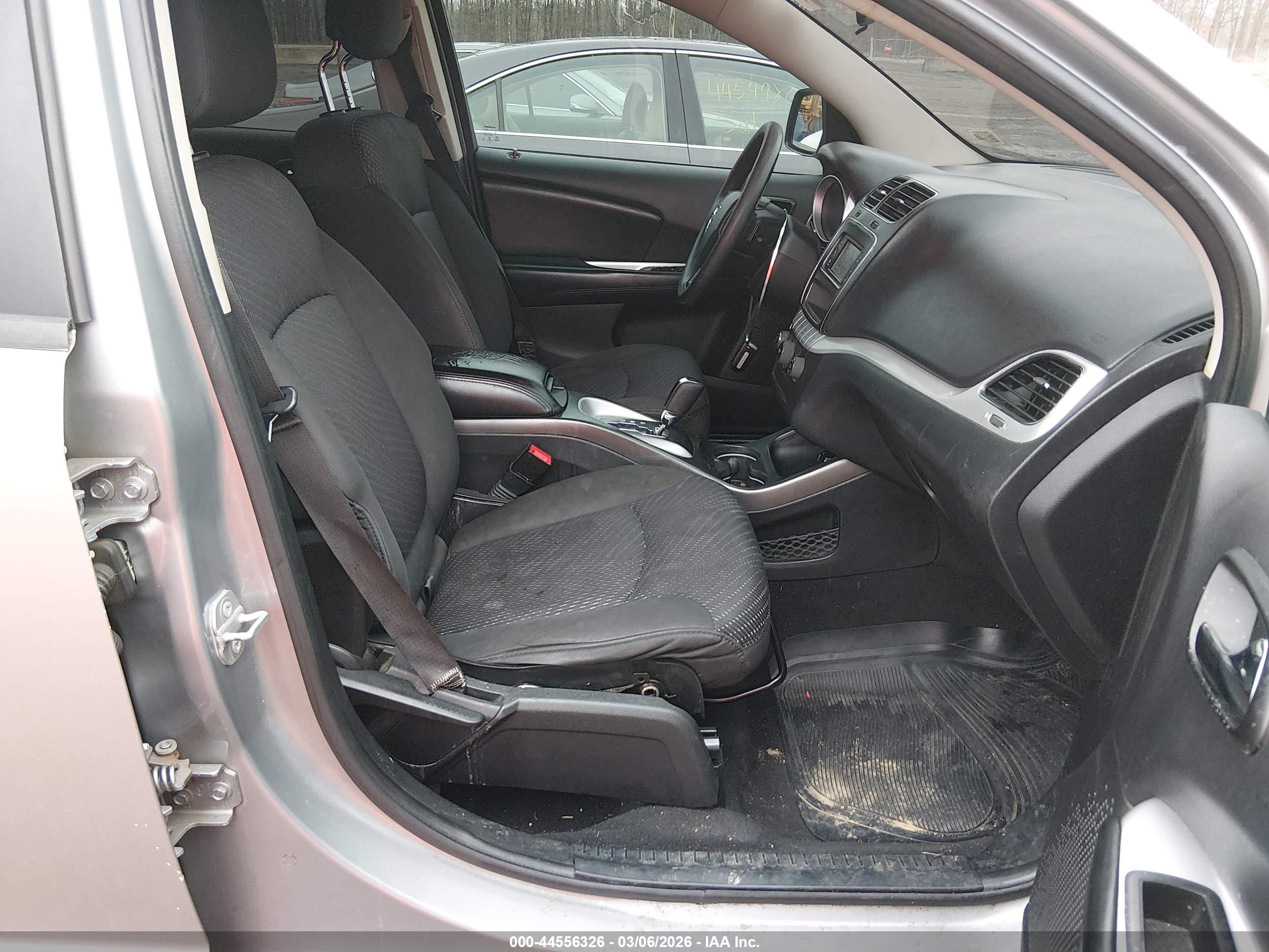 DODGE JOURNEY image 5
