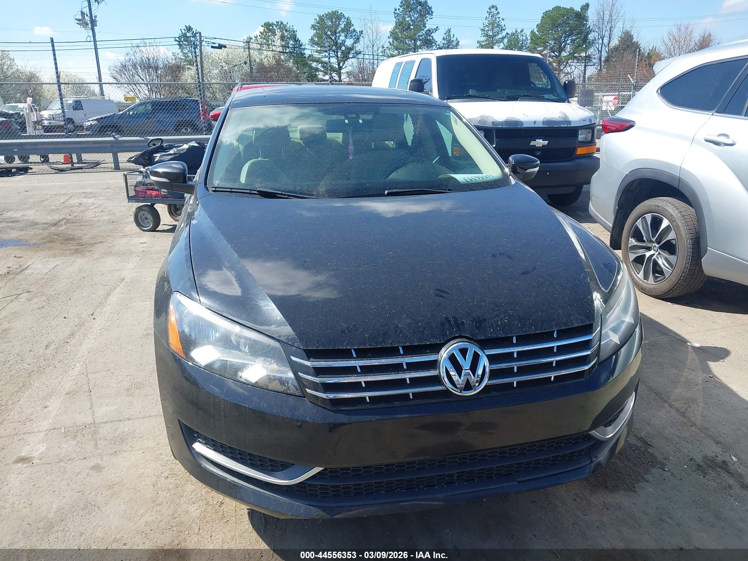 VOLKSWAGEN PASSAT image 6
