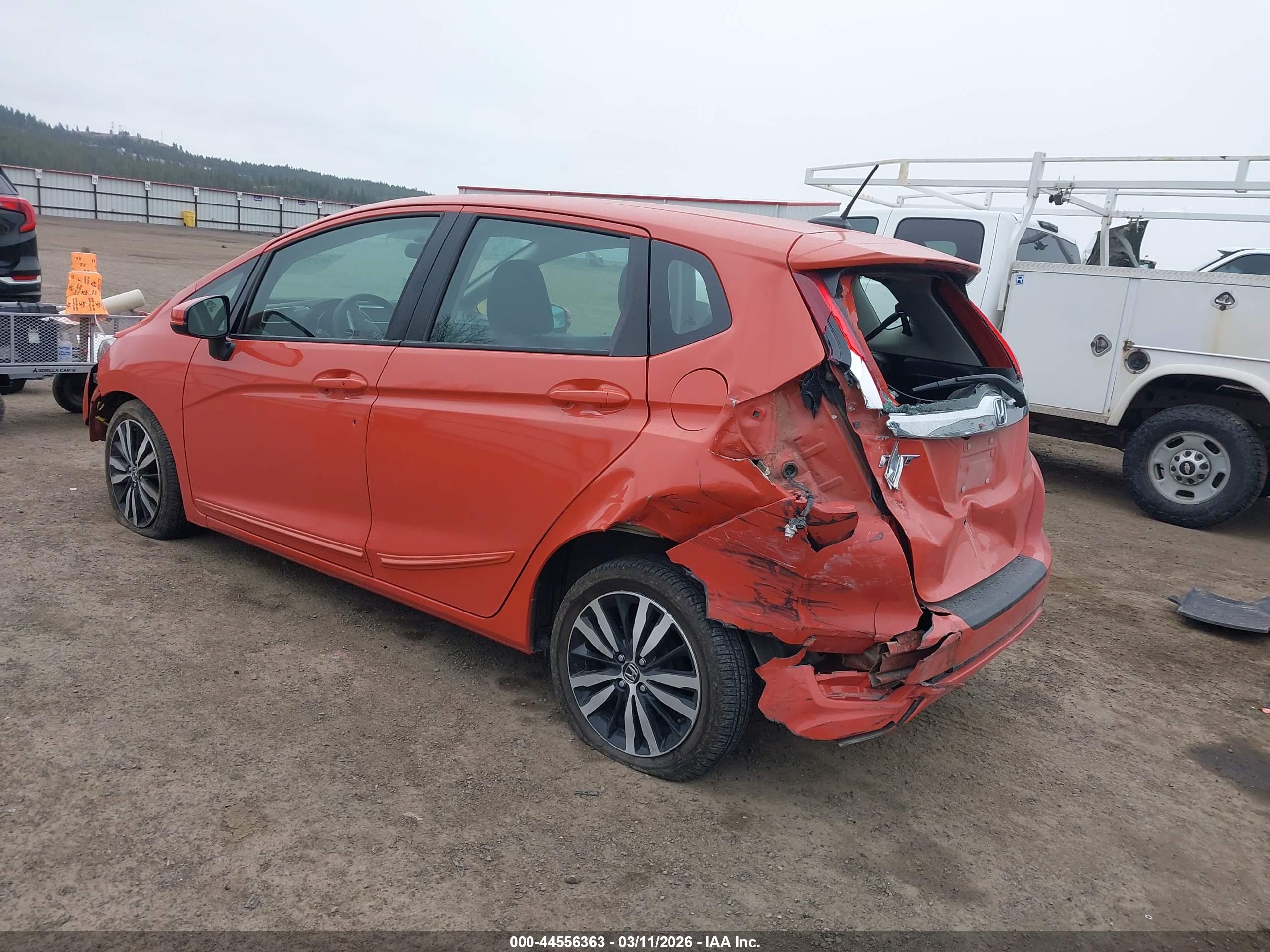 HONDA FIT image 3