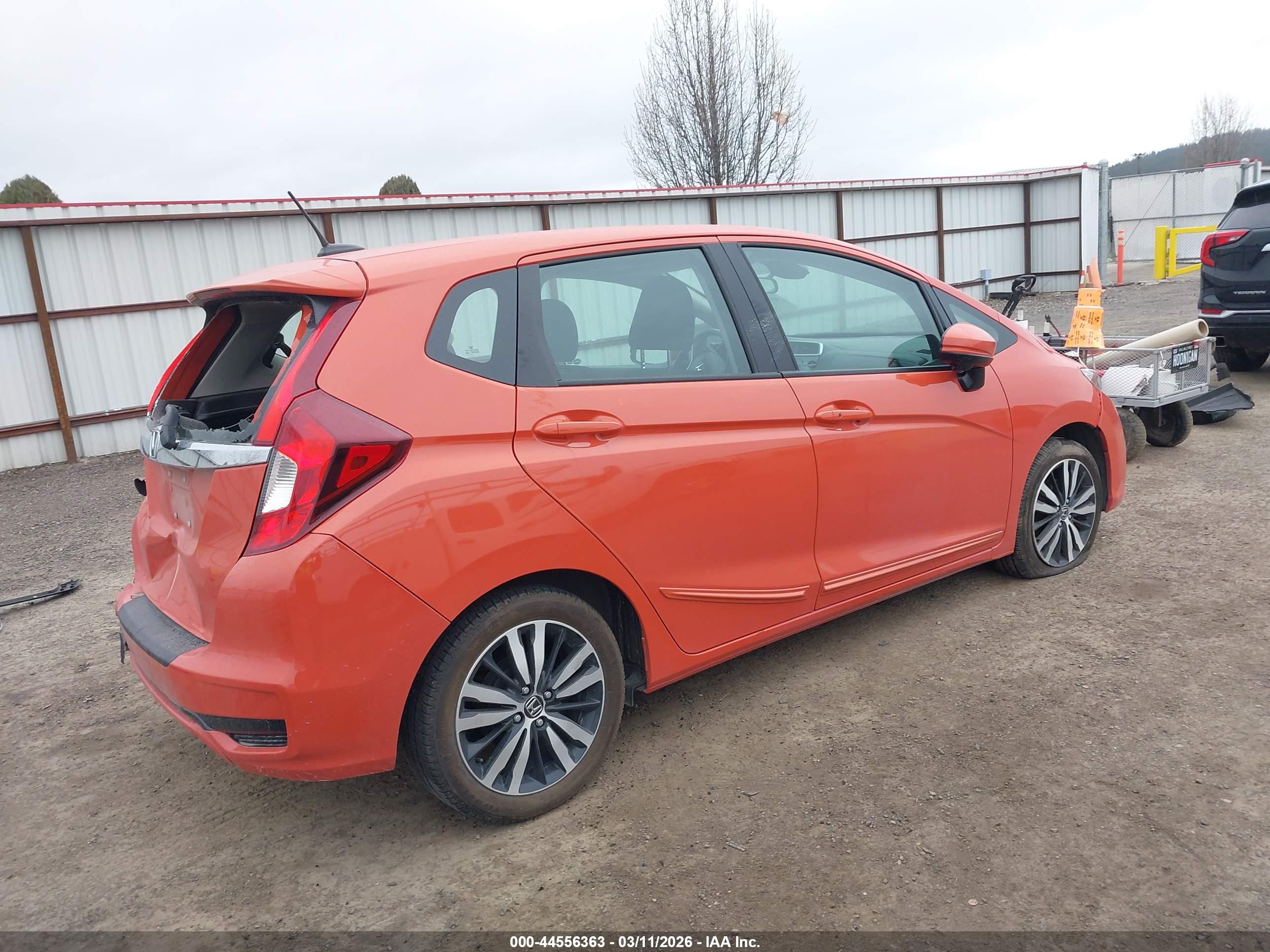 HONDA FIT image 4