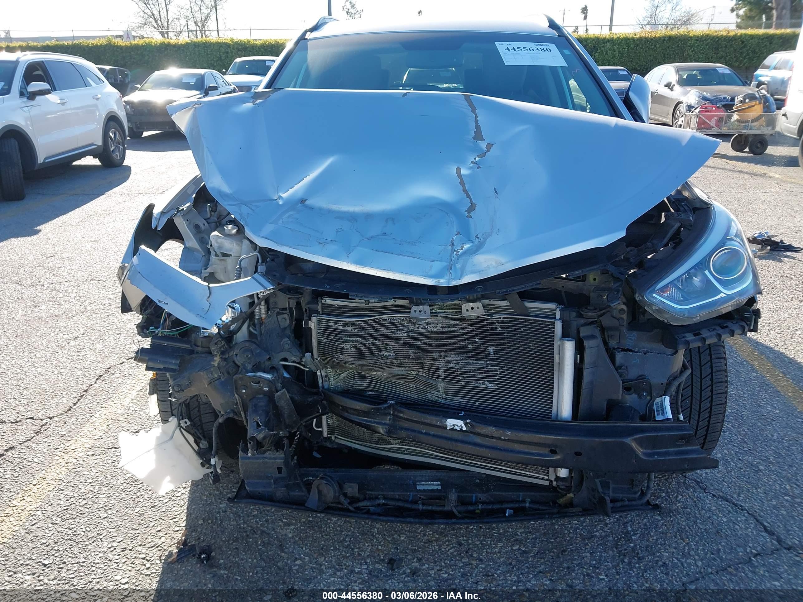 HYUNDAI SANTA image 6