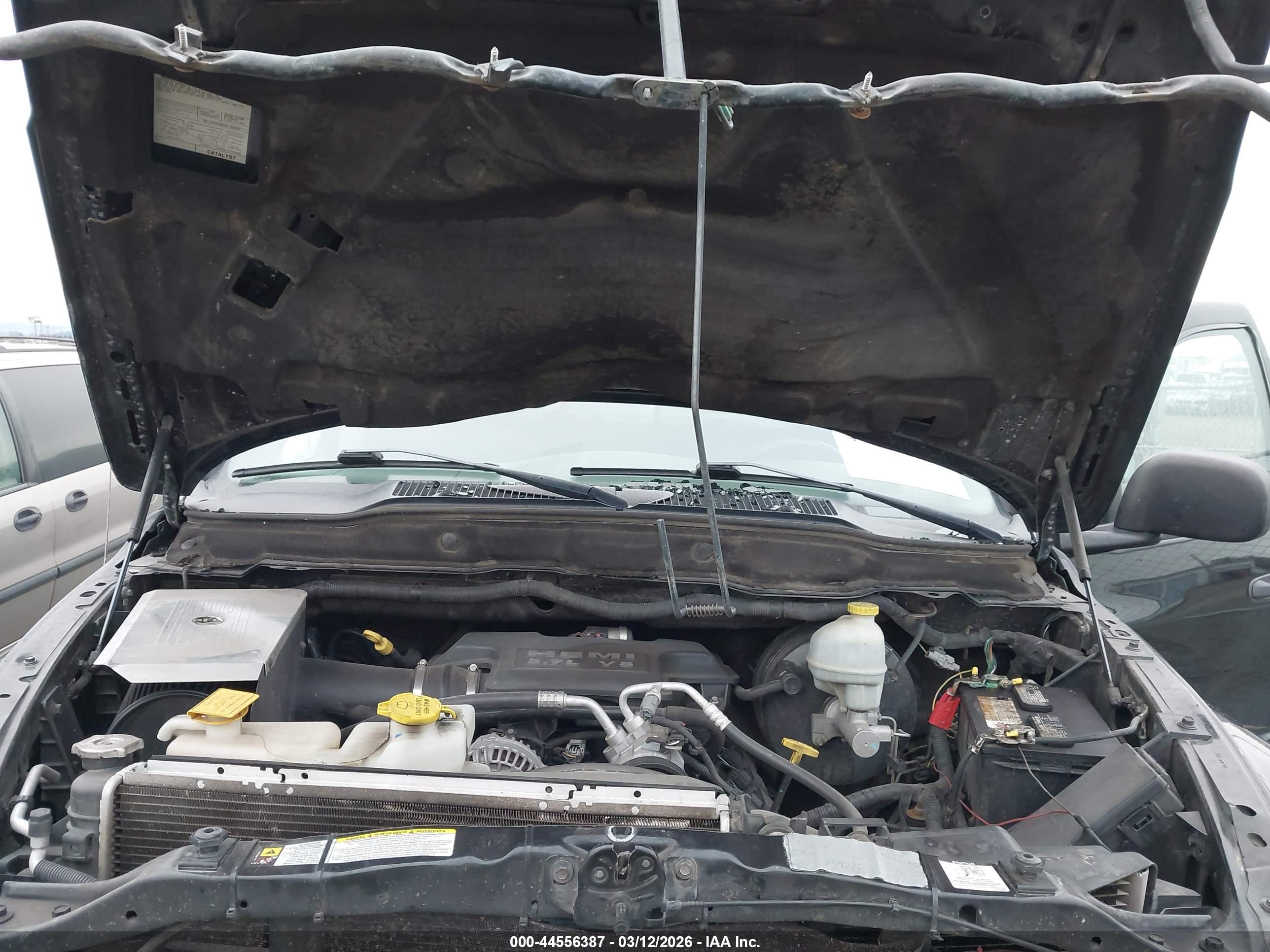 DODGE RAM image 10