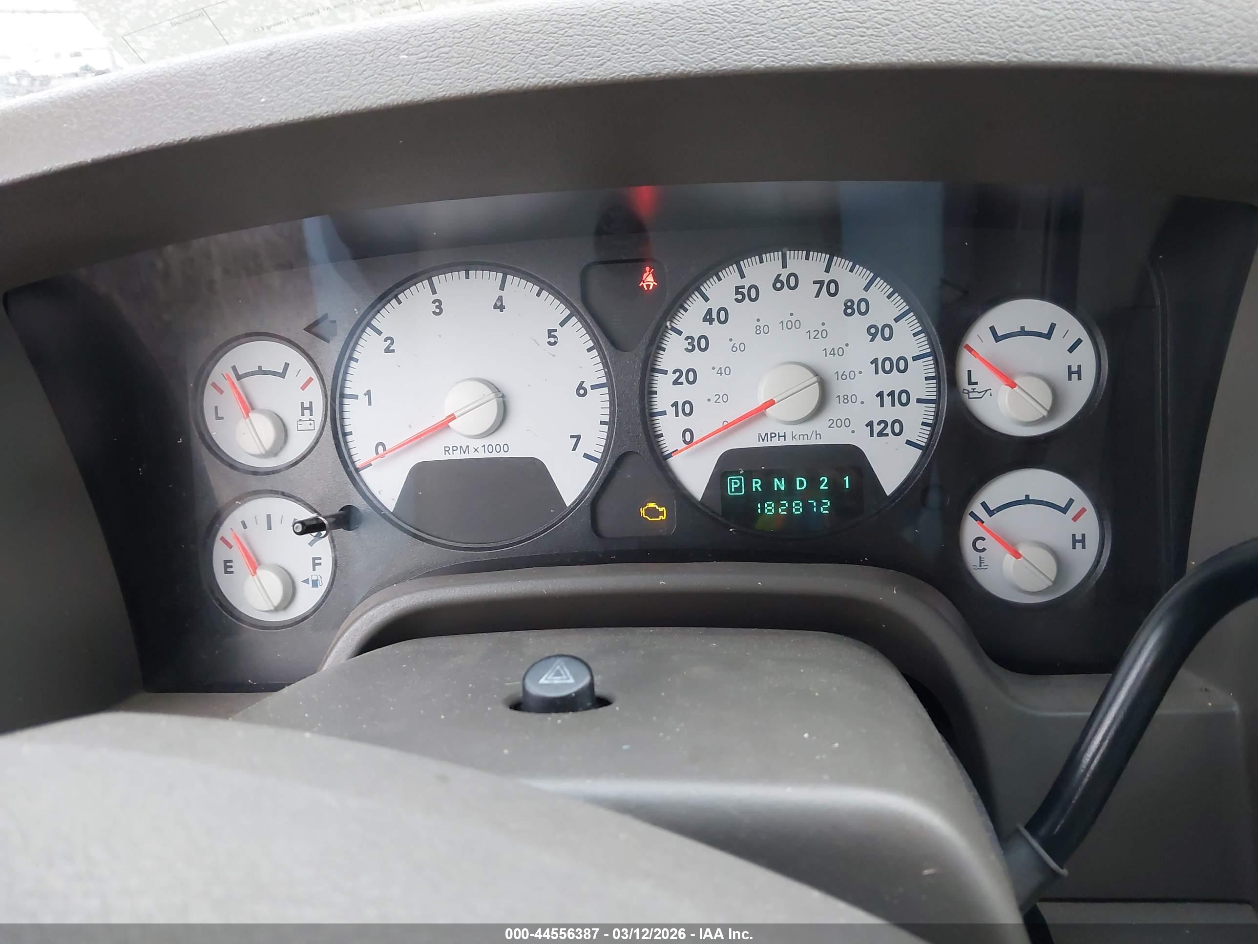DODGE RAM image 7