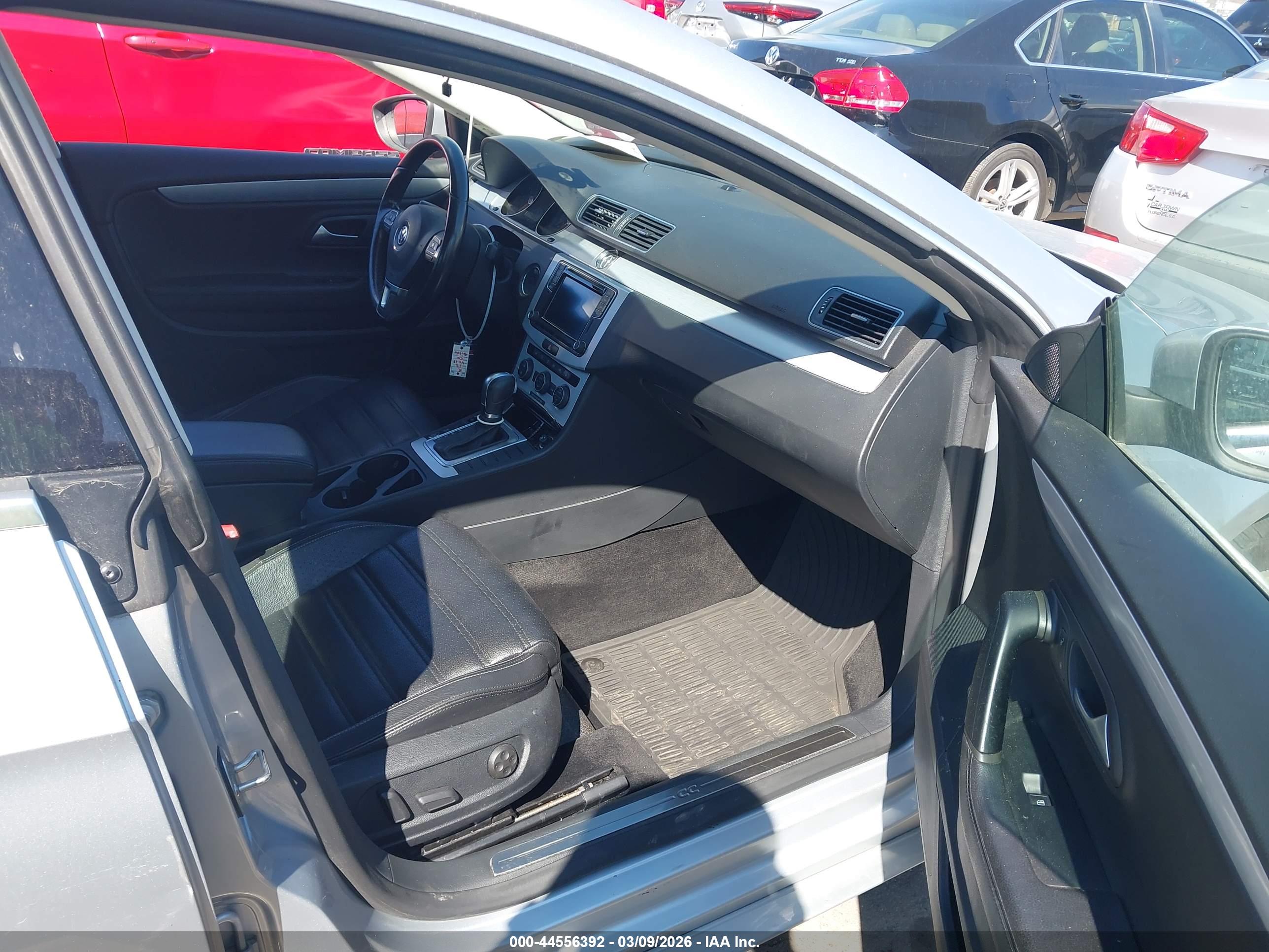VOLKSWAGEN CC image 5
