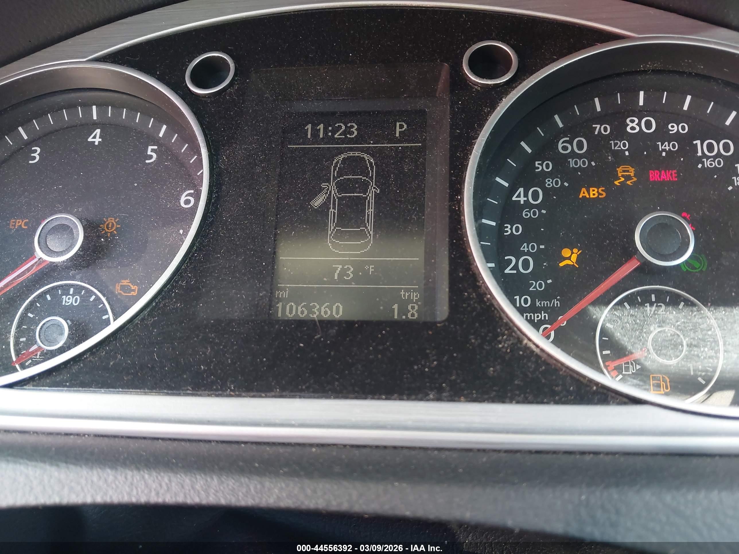 VOLKSWAGEN CC image 7
