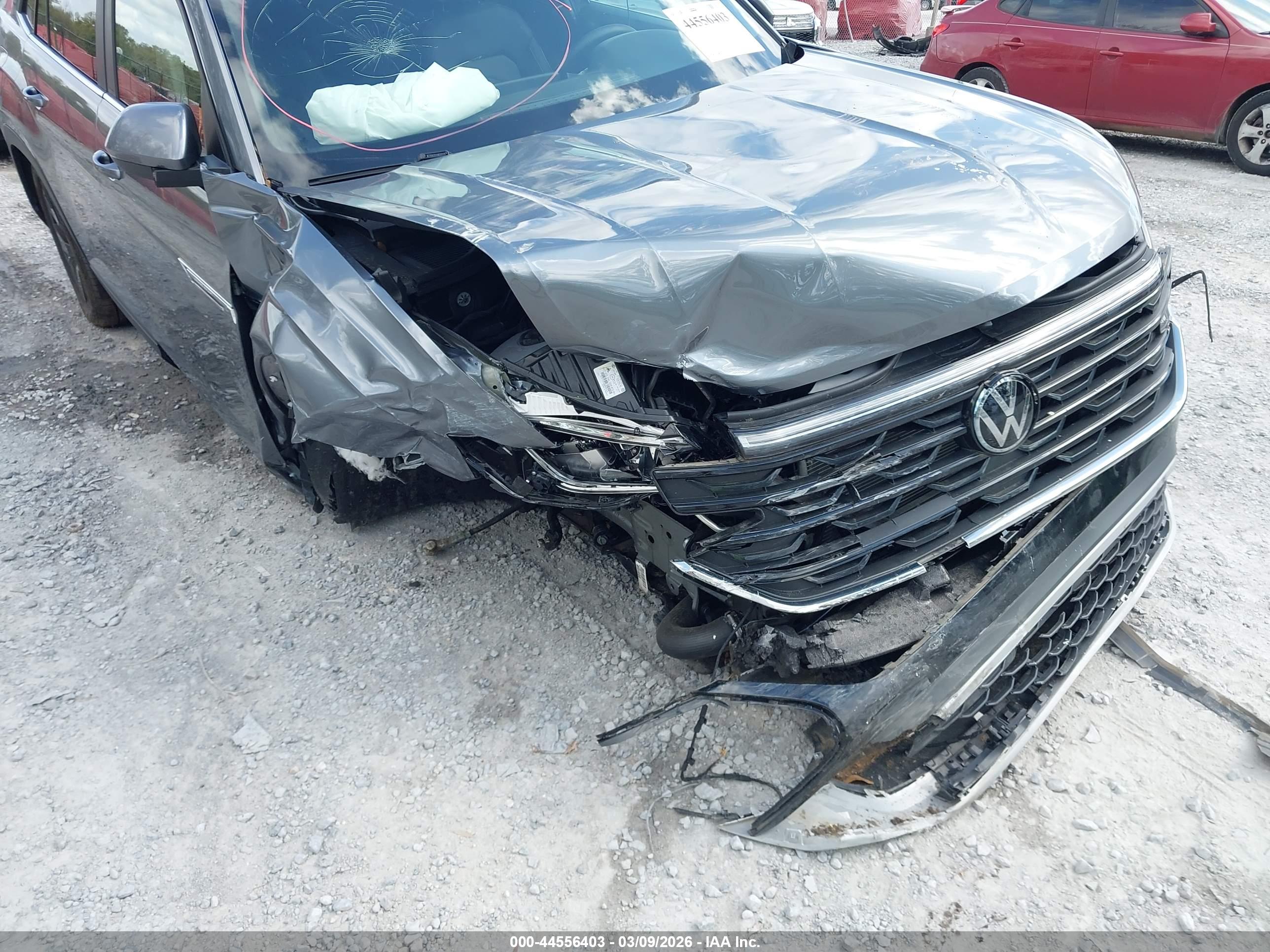 VOLKSWAGEN ATLAS image 6