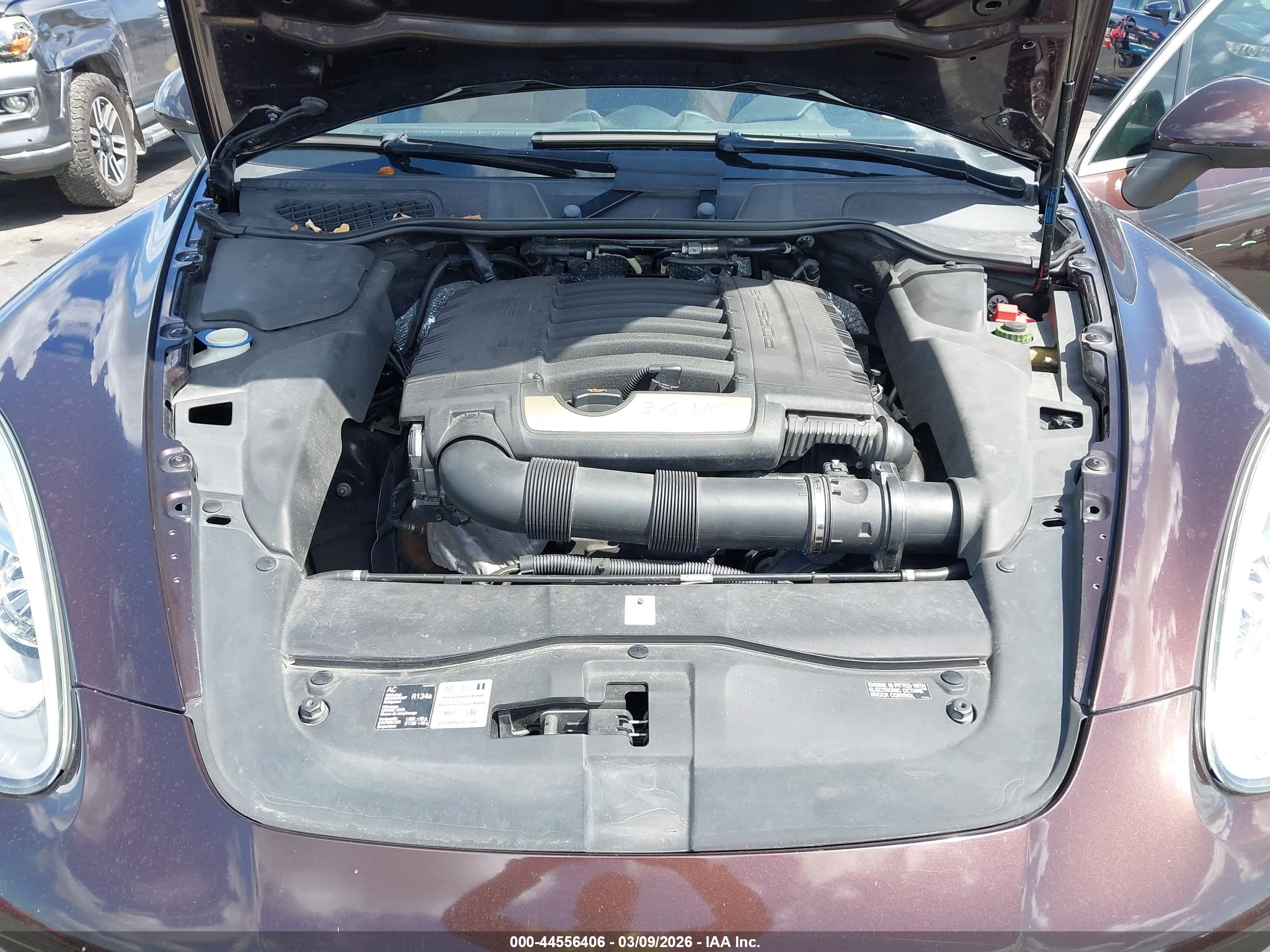 PORSCHE CAYENNE image 10