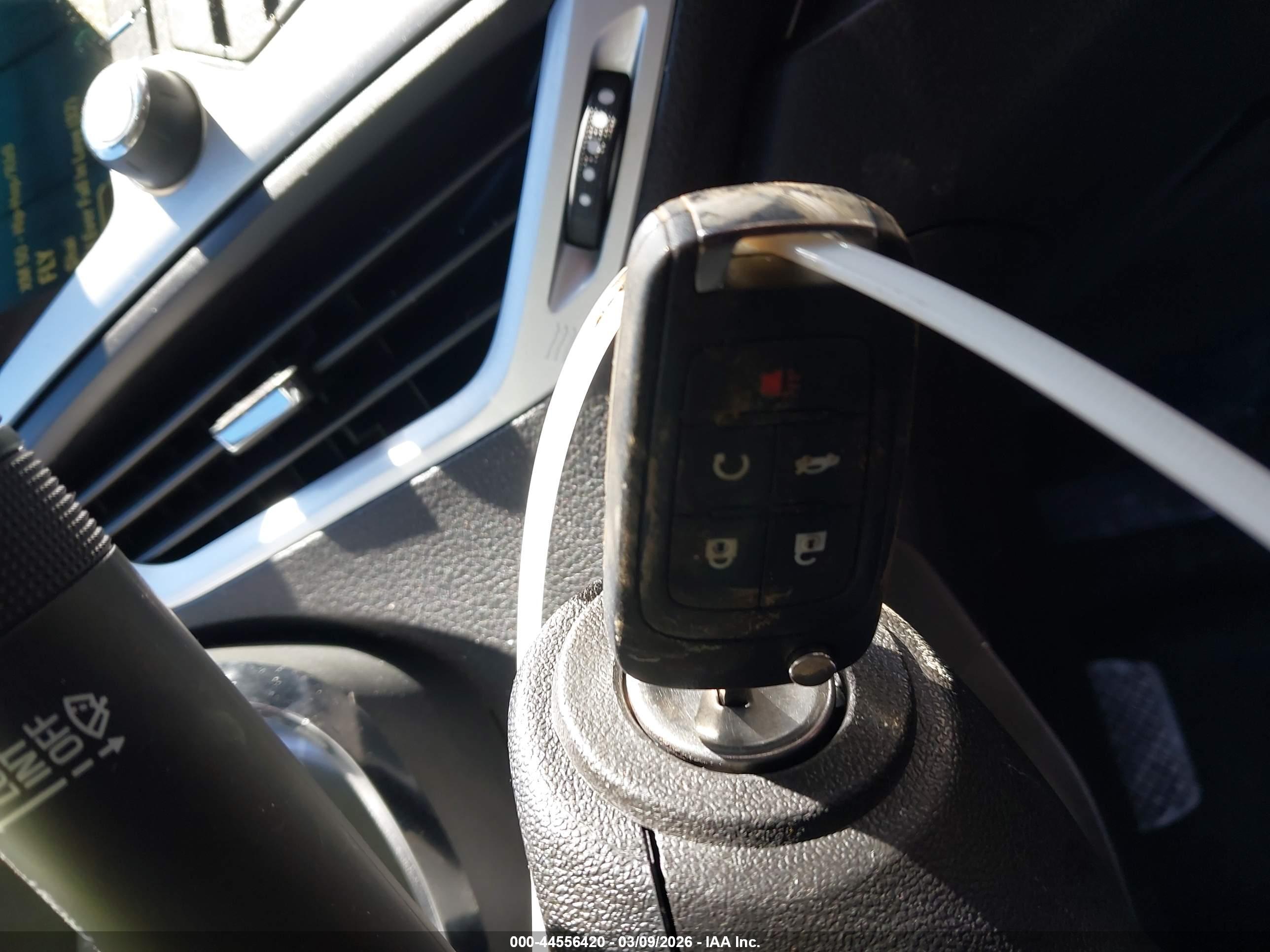 GMC TERRAIN image 11
