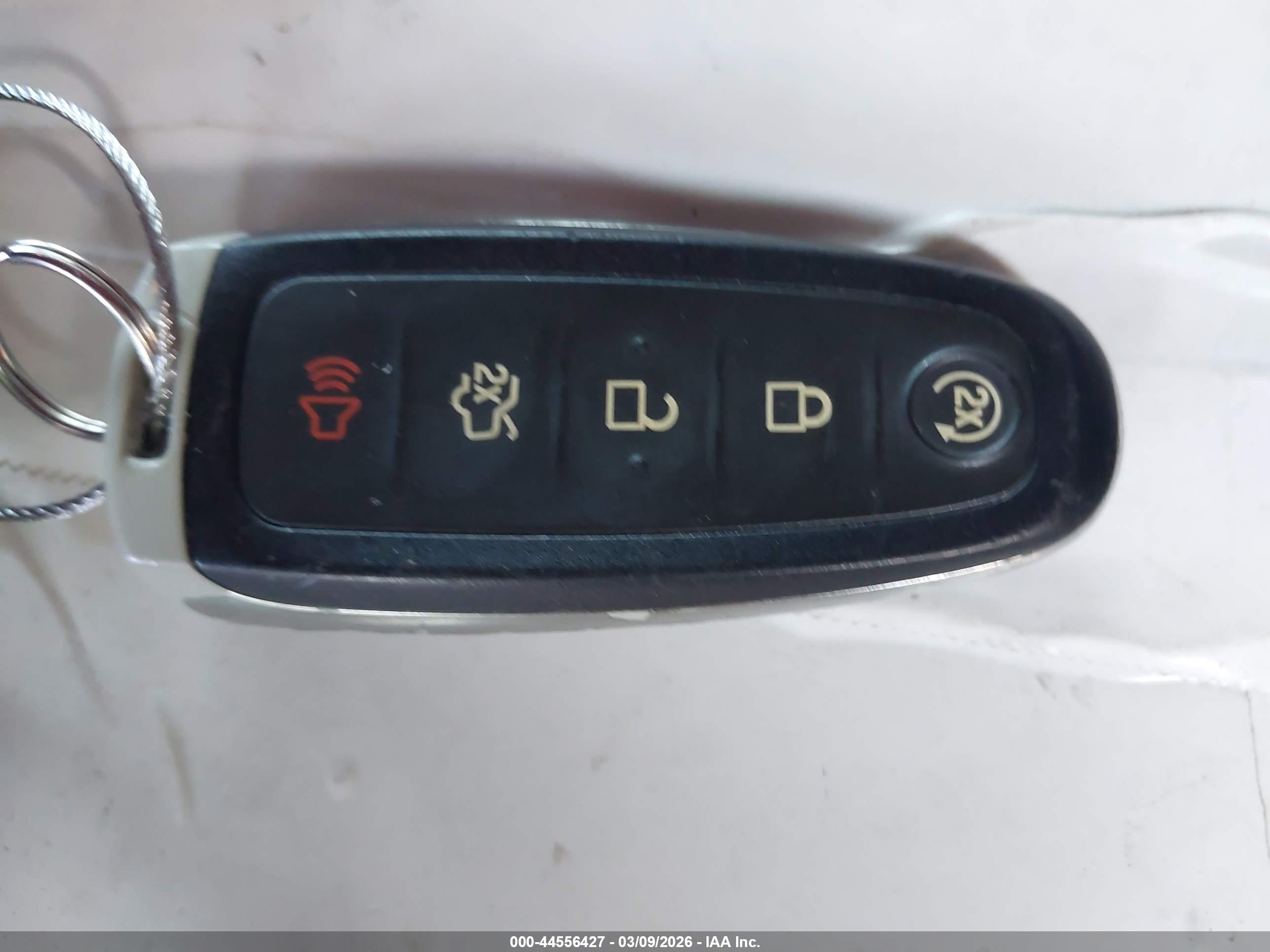FORD EDGE image 11