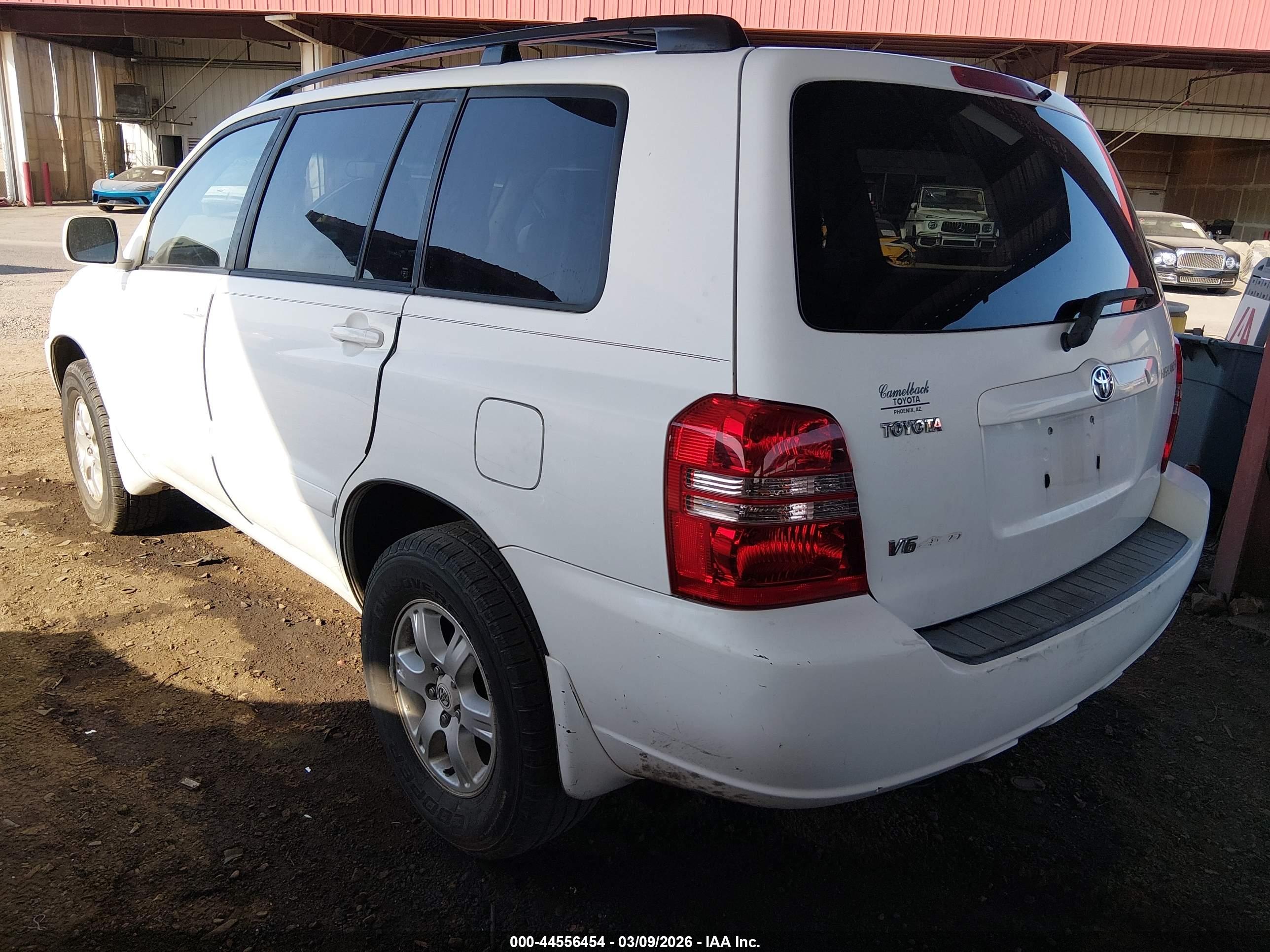 TOYOTA HIGHLANDER image 3