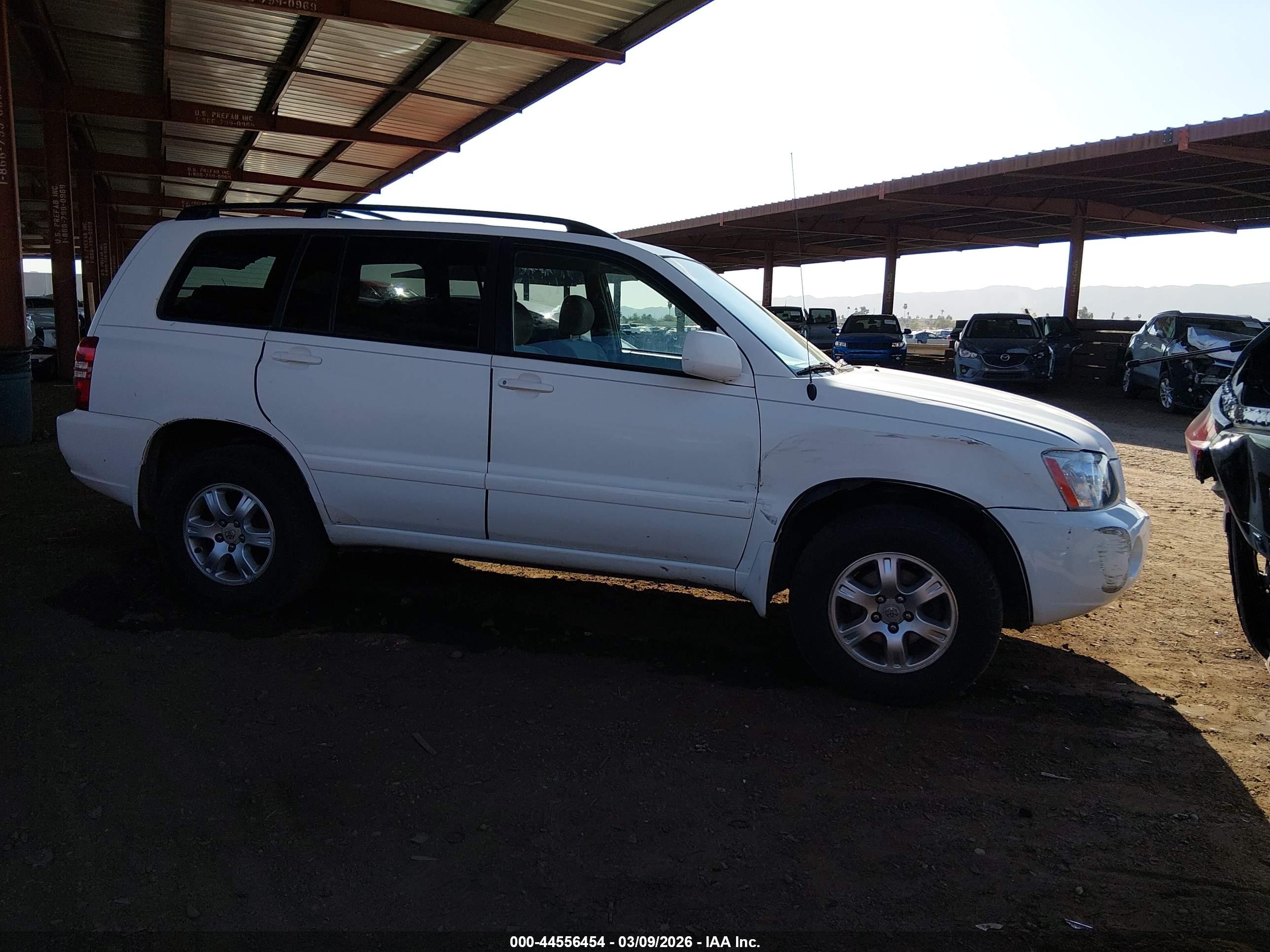 TOYOTA HIGHLANDER image 6