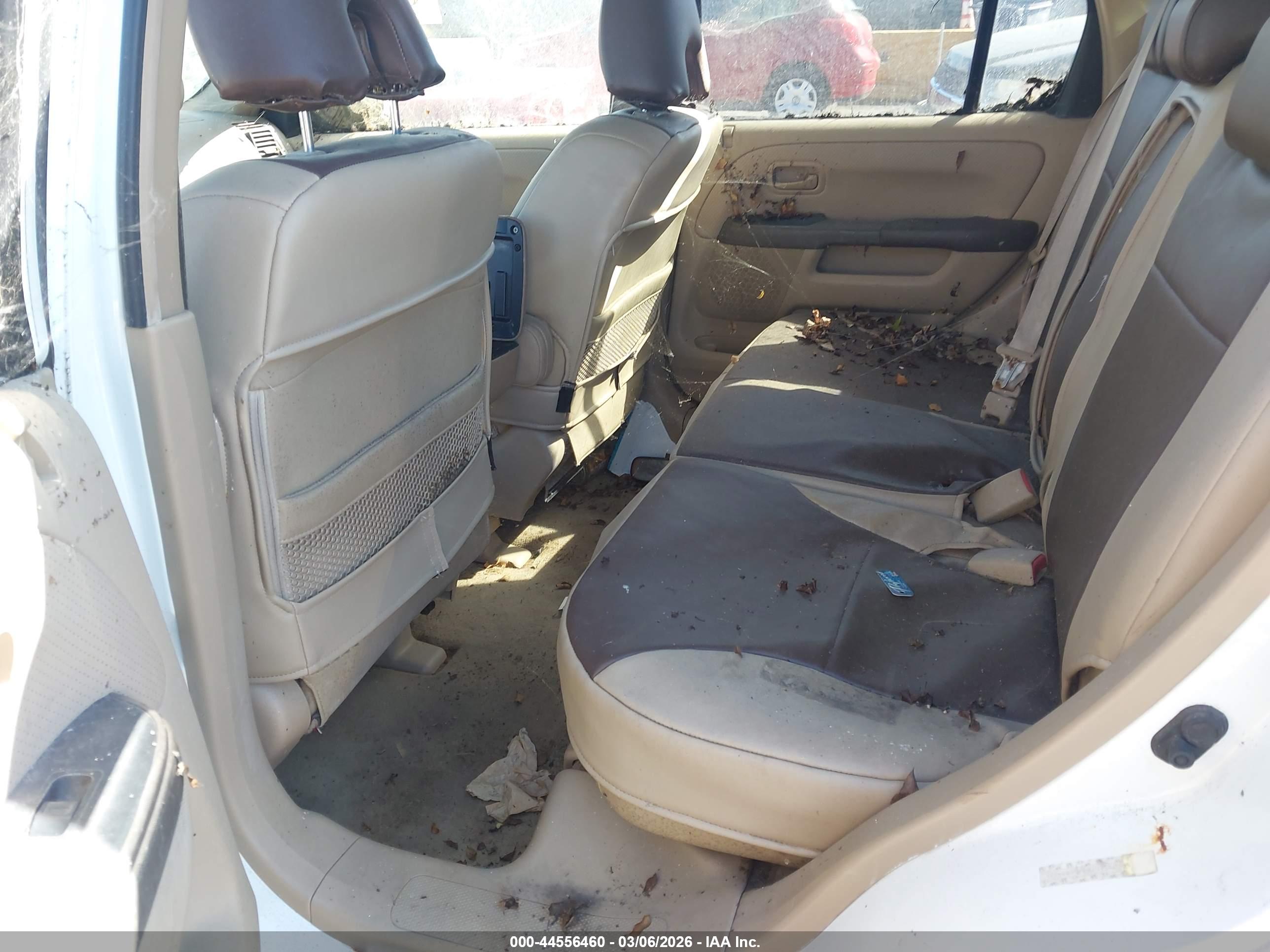 HONDA CR-V image 8