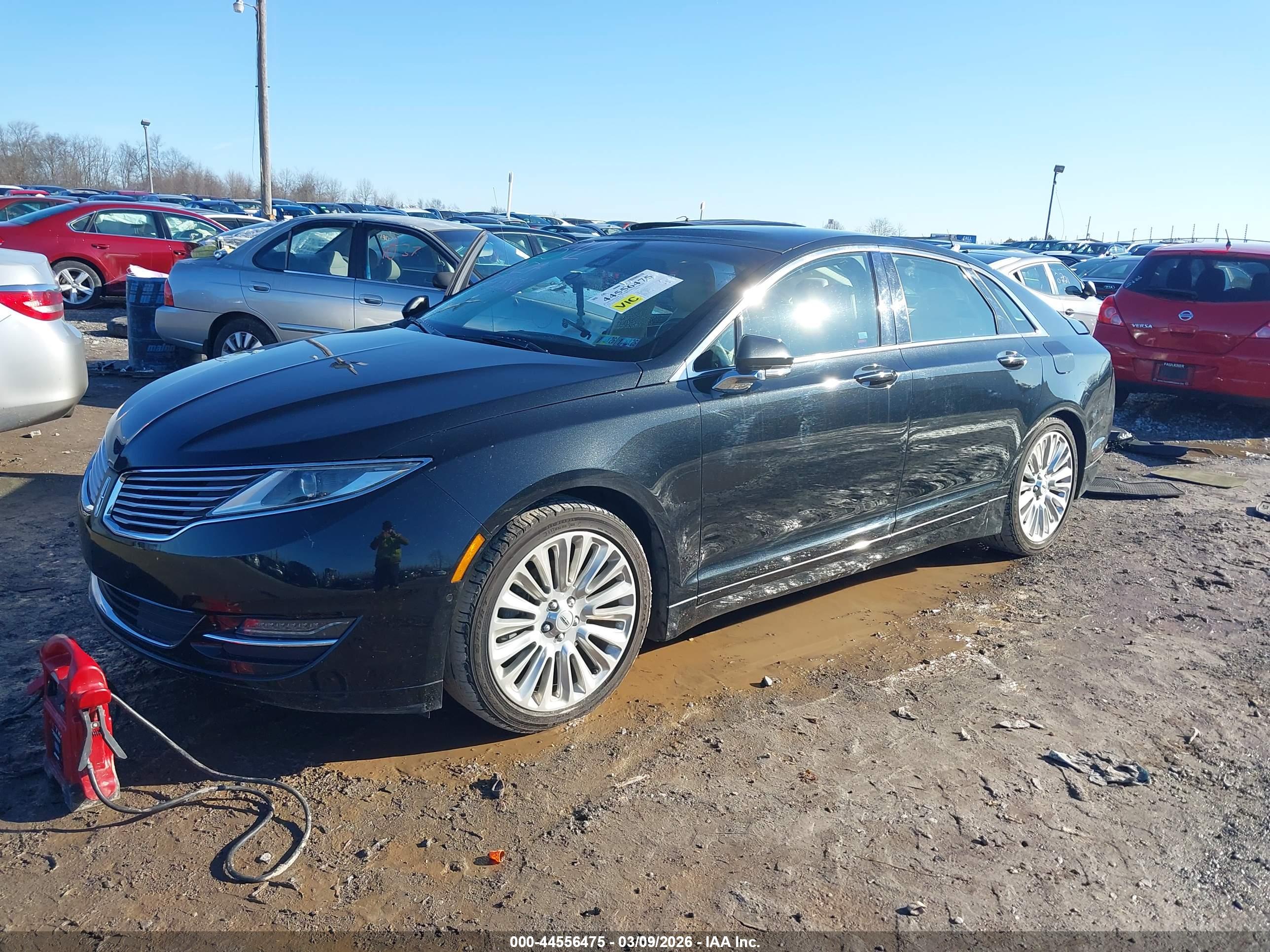 LINCOLN MKZ image 2