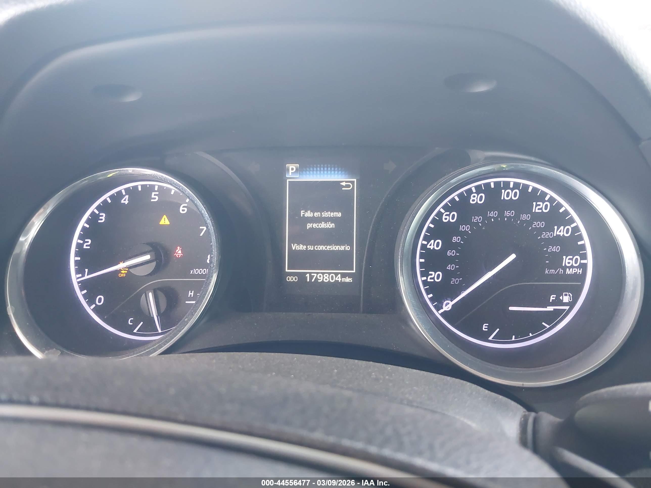 TOYOTA CAMRY image 7